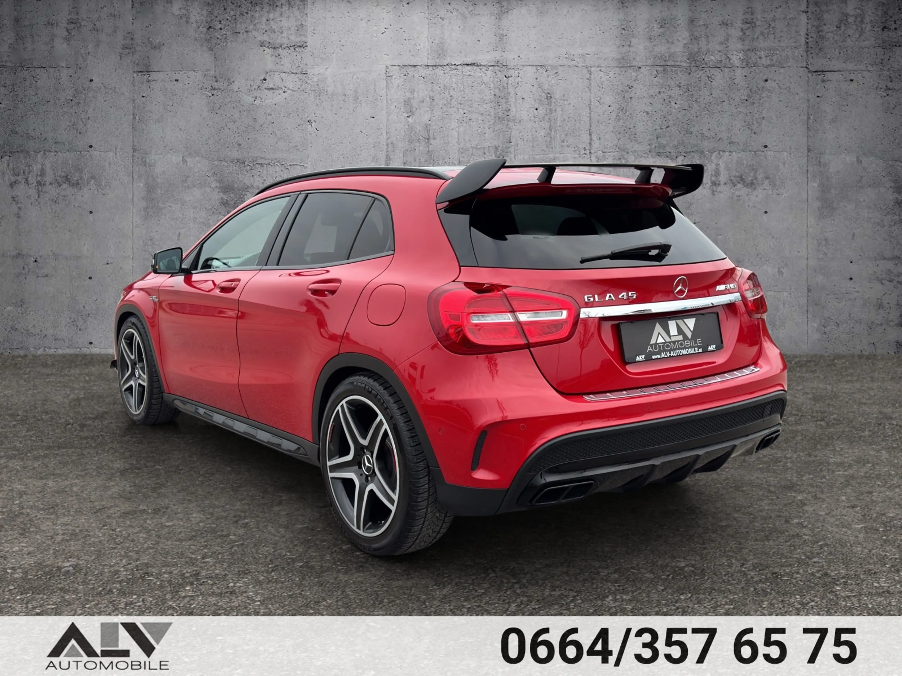 Mercedes-Benz GLA 45 AMG 4Matic Performance Package — photo 3