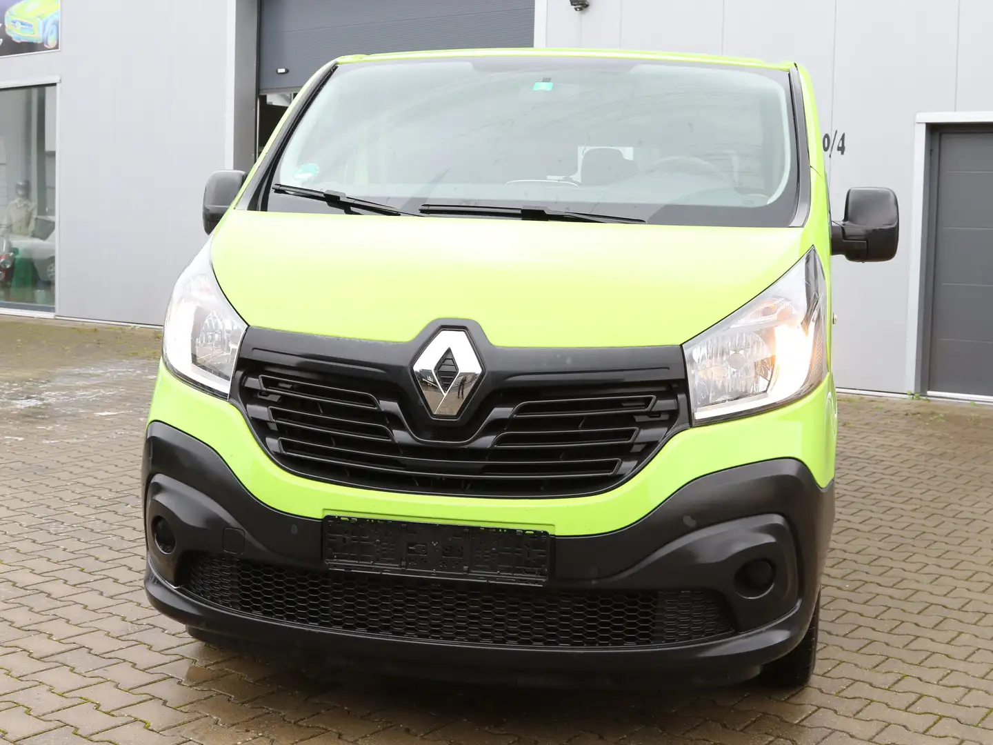 Renault Trafic Trafic 1.6 dCi 120 1.6 dCi 120 Combi Expression Zöld - 1