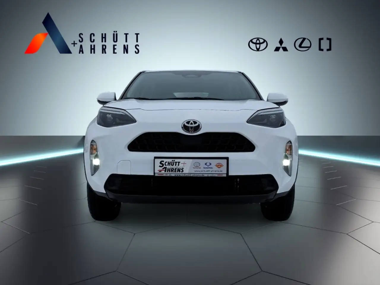 Toyota Yaris Cross Business Spurhalteass. Verkehrszeichenerk. Rückfah 12