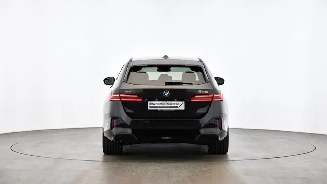 BMW 520 d xDrive *M-Paket/AHK/Paket Care/360°/H&K-Sound/Sitzlüftung* Ansicht 2