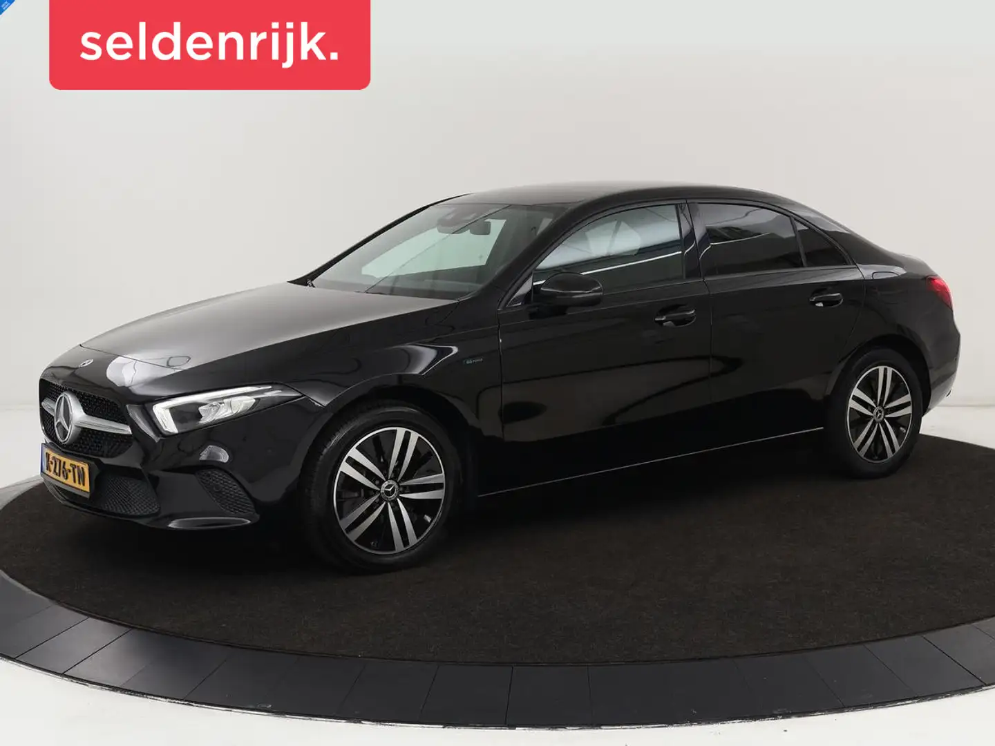Mercedes-Benz A 250 250e Business Solution Luxury | Leder | Stoelverwa Zwart - 1