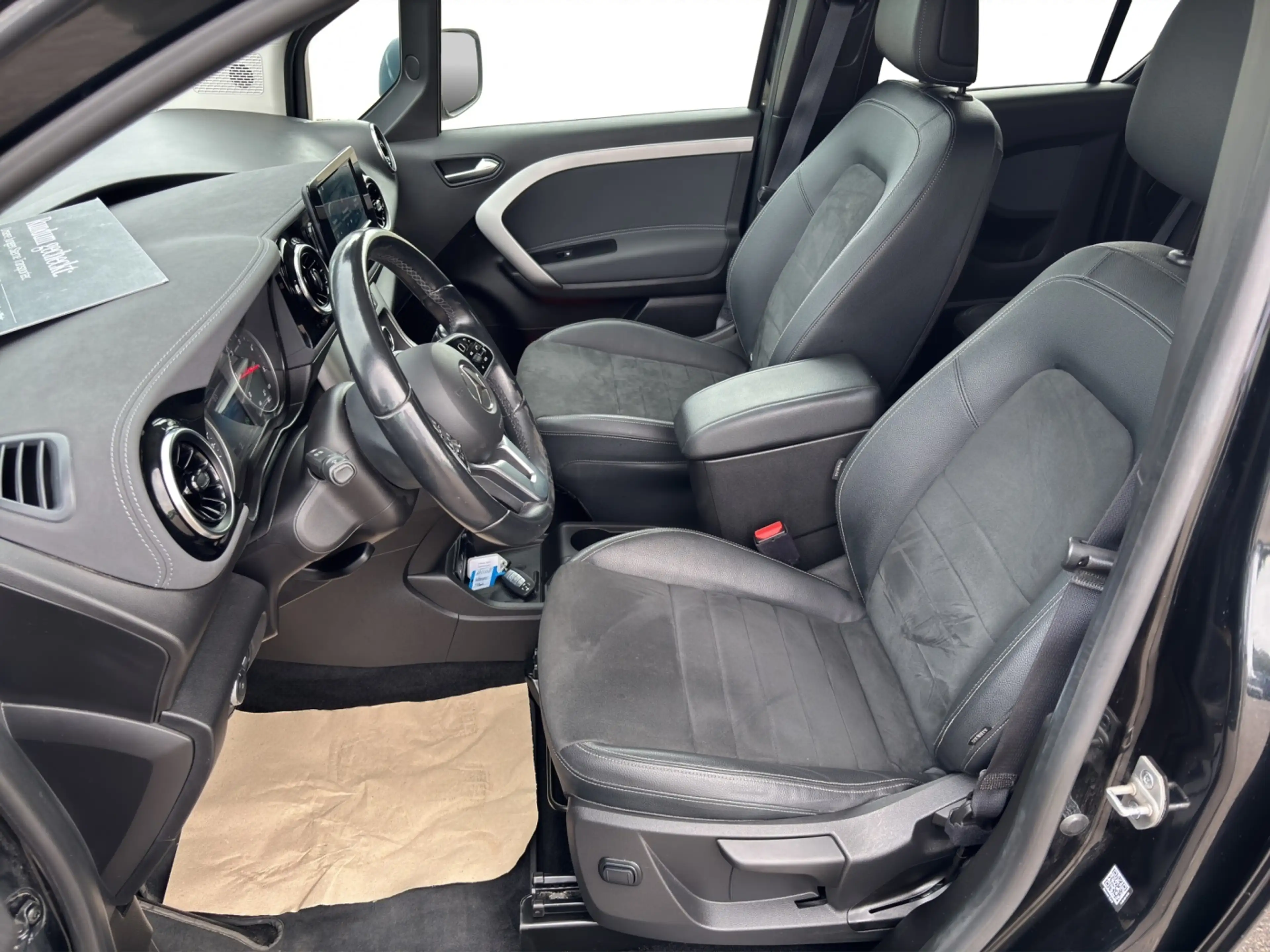 Mercedes-Benz T-Class 180 d AHK AUT DynLicht Fernlichtass. — photo 13
