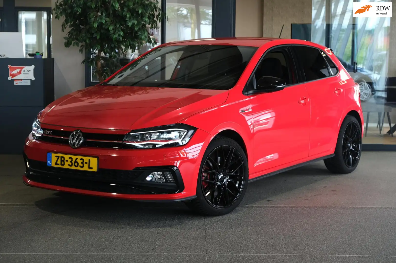 Volkswagen Polo GTI 2.0 TSI DSG 200 PK Navi Virtual Led Pdc Climate Rosso - 1