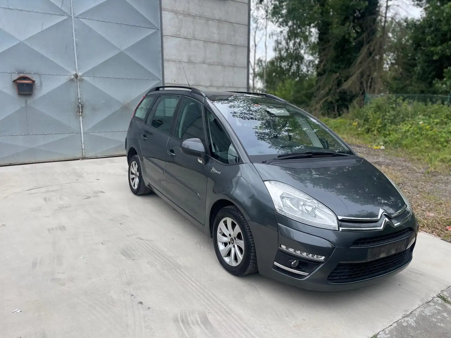 Citroen Grand C4 Picasso 1.6 HDi Exclusive FAP 7PLACE - 2