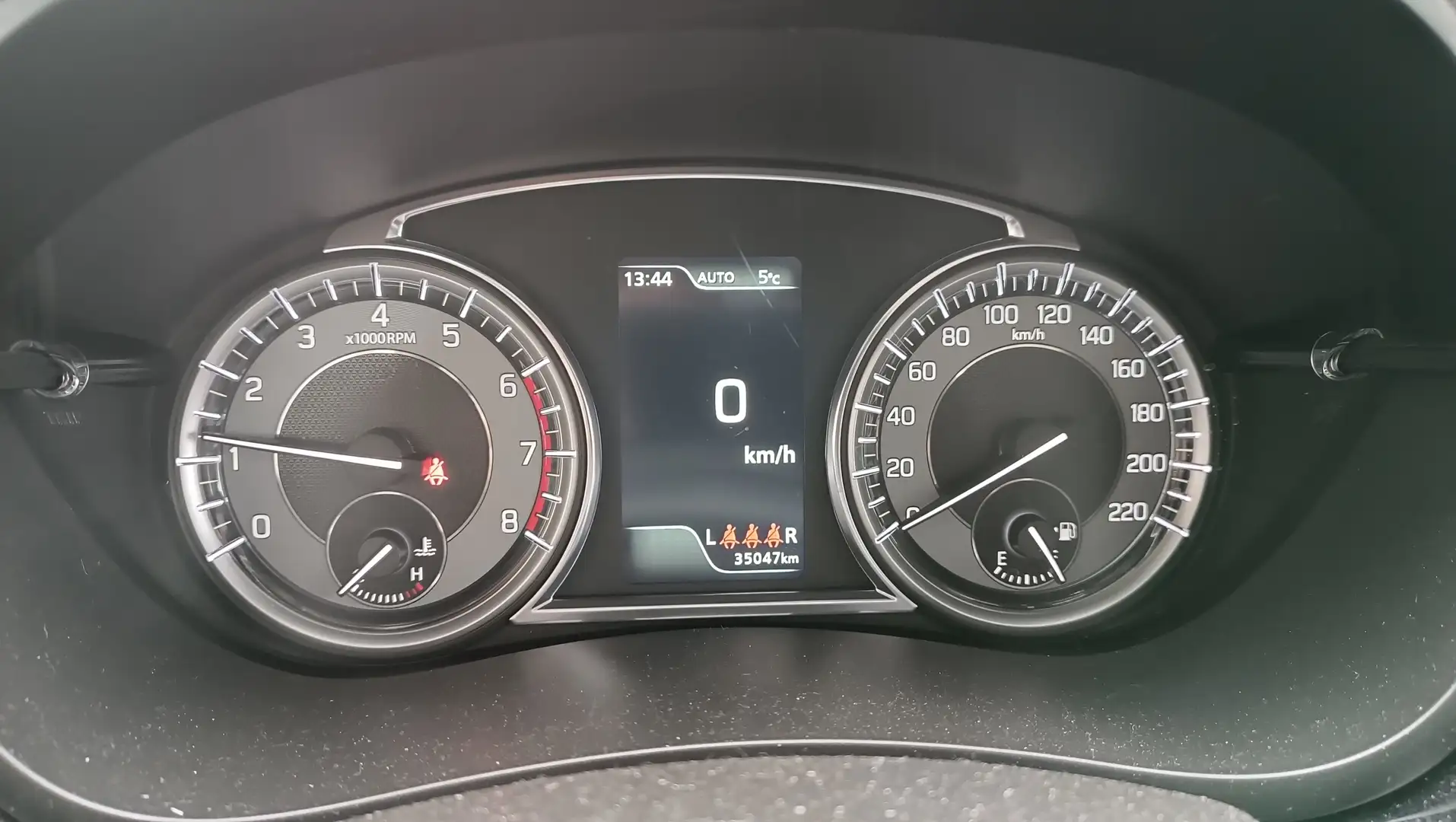 Suzuki S-Cross S-Cross 1,4 GL  DITC Hybrid ALLGRIP flash flash Grau - 2