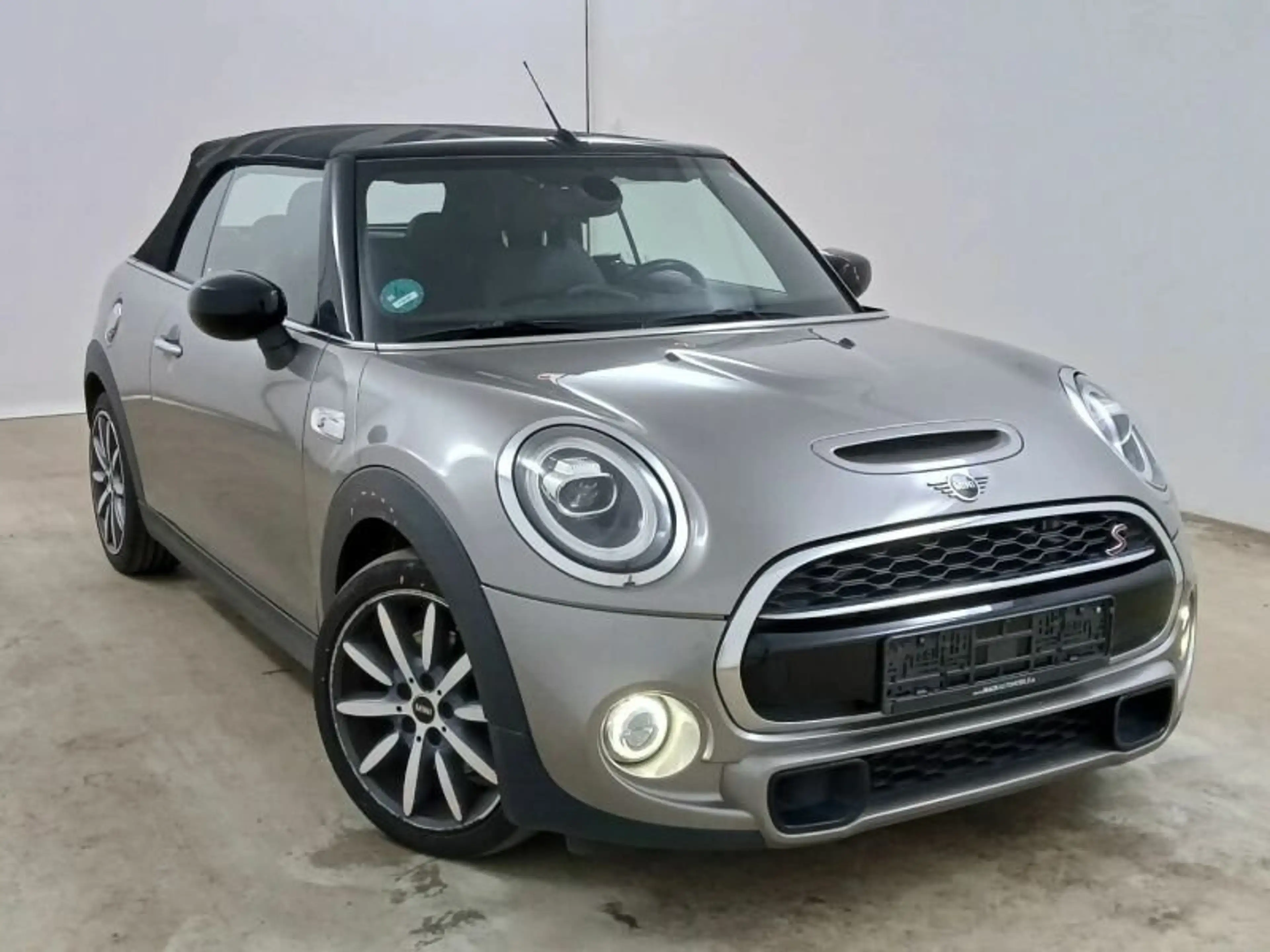 MINI Cooper S Cabrio Chili Navi LED Adap.Fahrwerk — photo 2