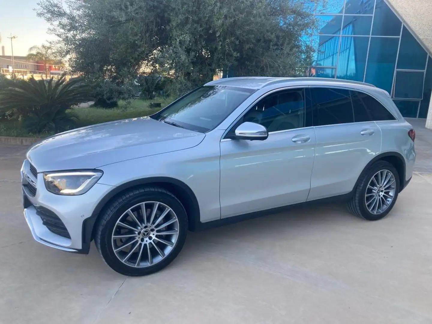 Mercedes-Benz GLC 300 GLC 300 d Premium 4matic auto Zilver - 1