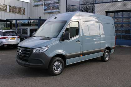 Mercedes-Benz Sprinter 319 CDI 3.0 V6 L2H2 LED, MBUX met camera, Aflegvak