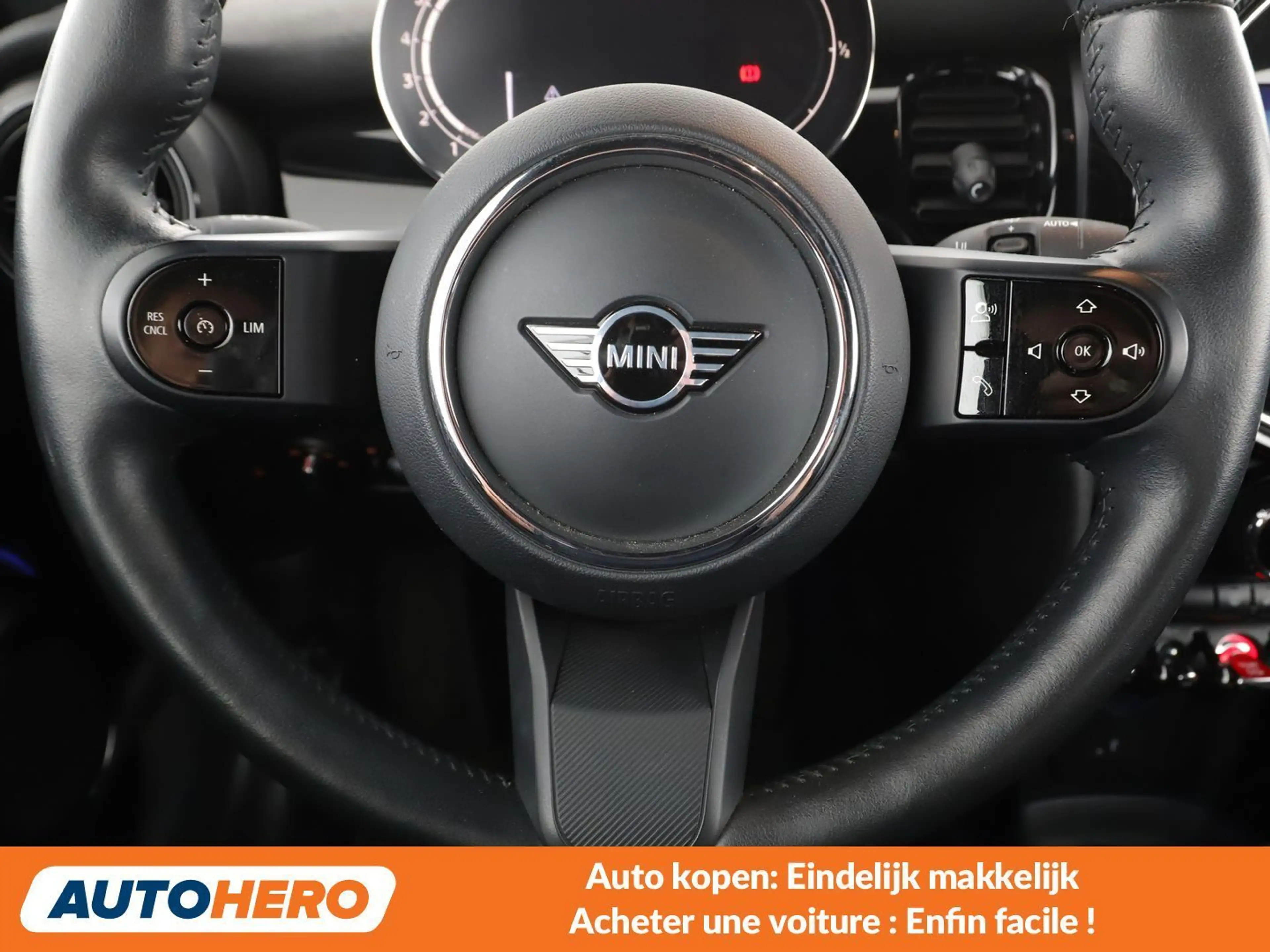 MINI Cooper Cabrio Cooper Classic Trim — photo 5