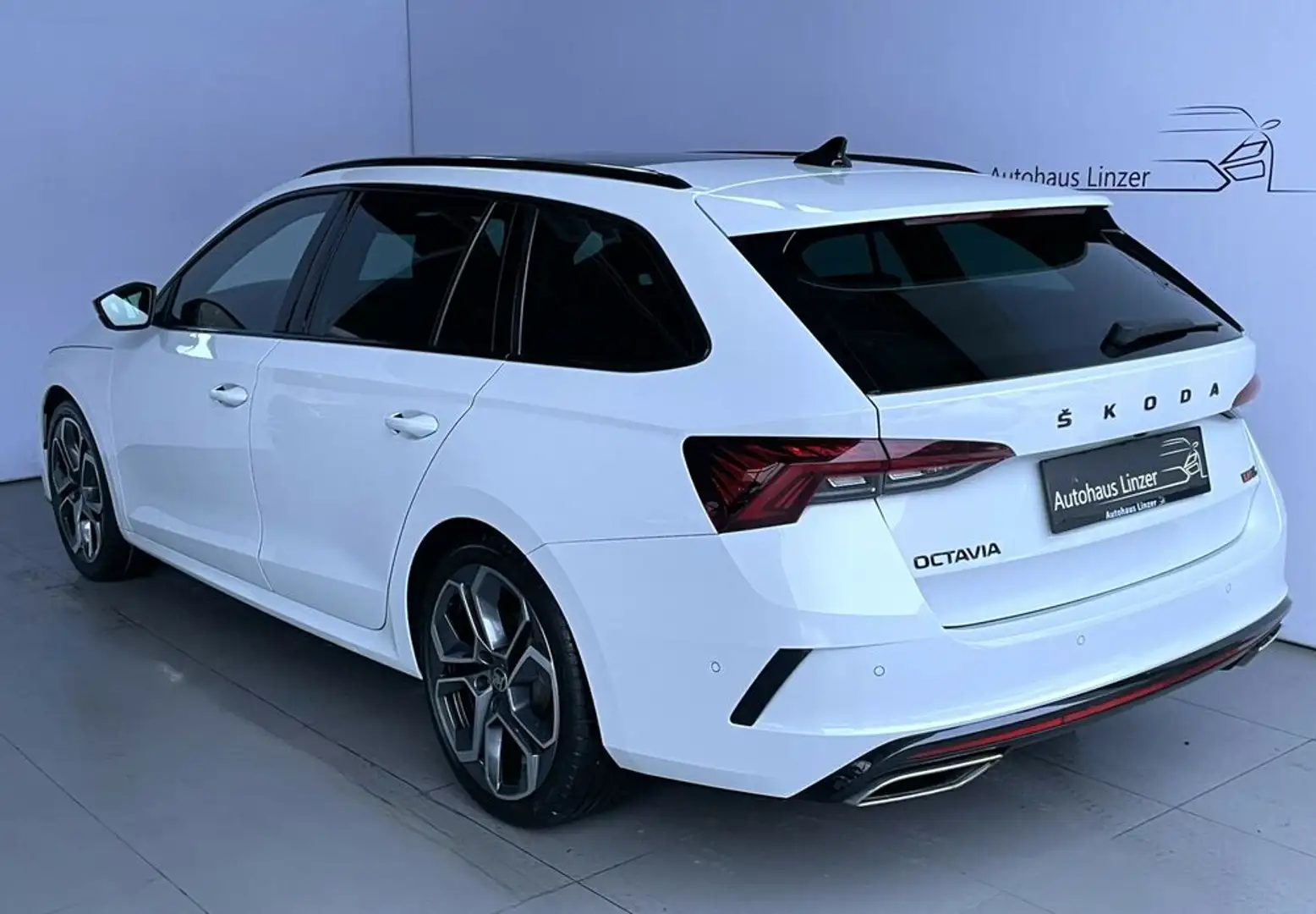 Skoda Octavia RS 4x4 *MATRIX*ACC*PANO*HuD*Massage*MEMO* Weiß - 2