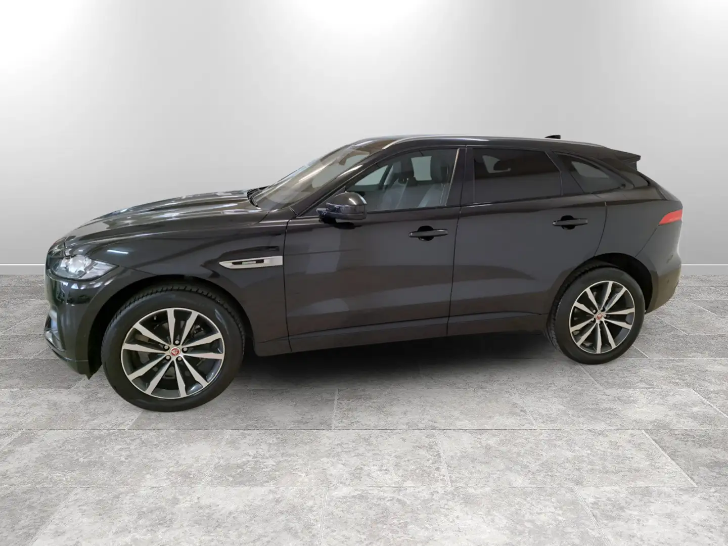 Jaguar F-Pace 2.0d R-Sport awd 180cv auto Nero - 2