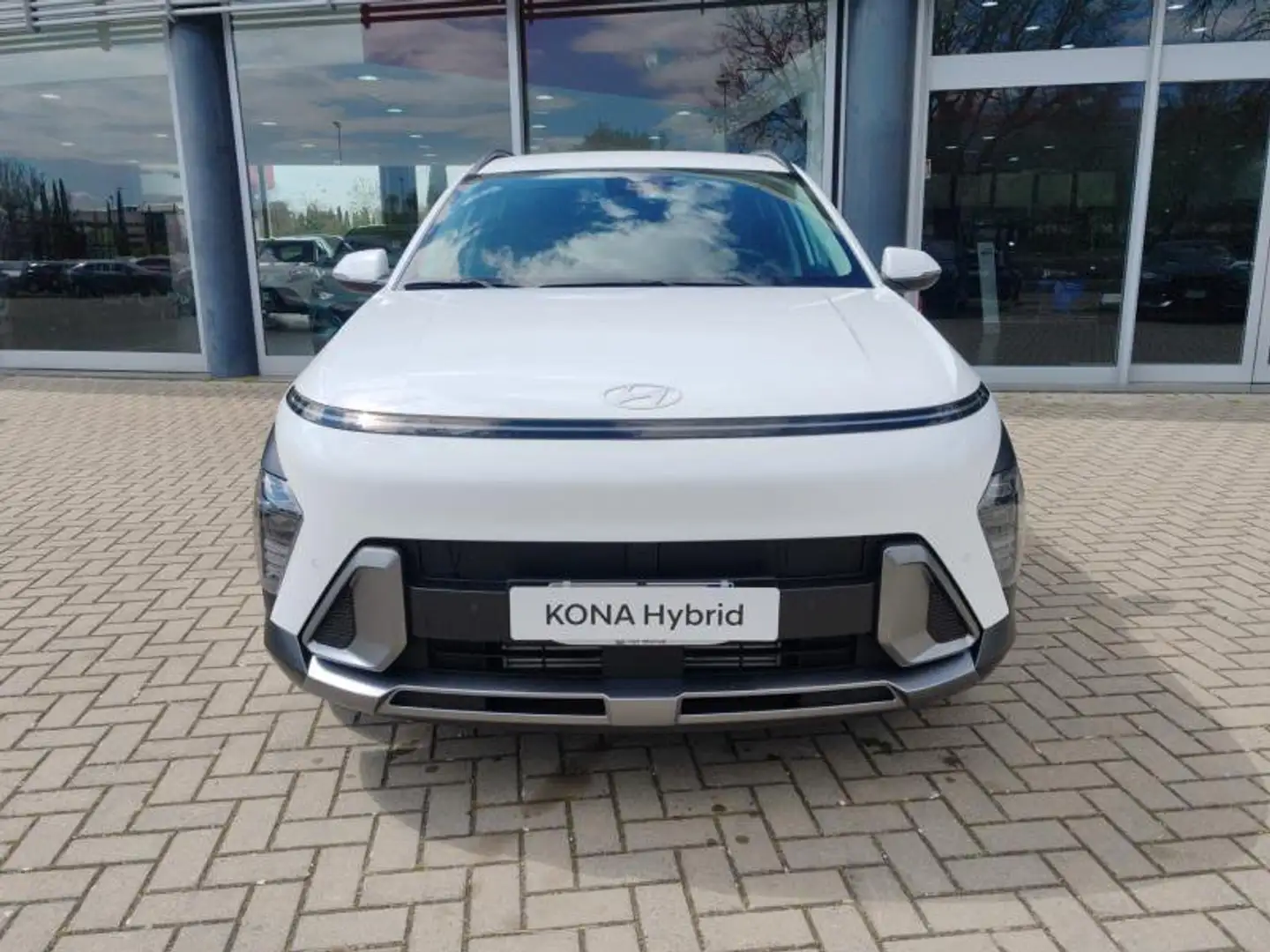 Hyundai KONA 2ªs. (2023-) 1.0 T-GDI Hybrid 48V iMT XLine Plus Bianco - 2