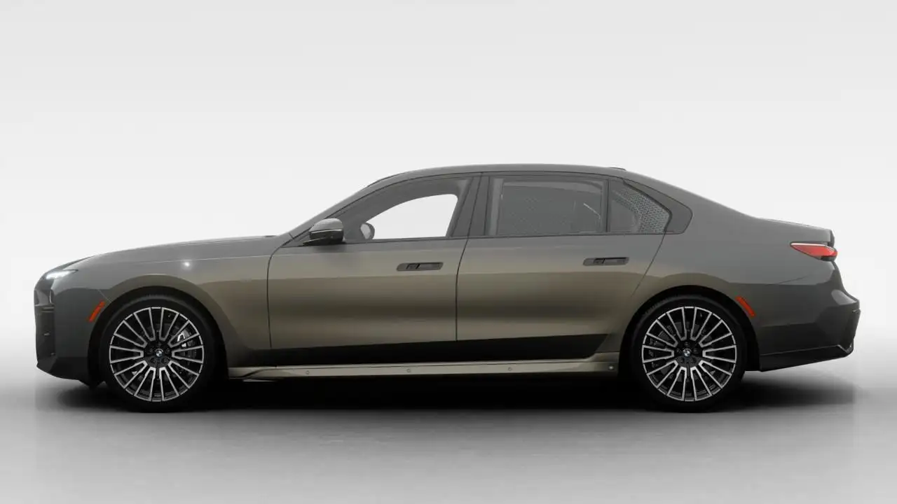 BMW 7 Series снимка BMW 7 Series