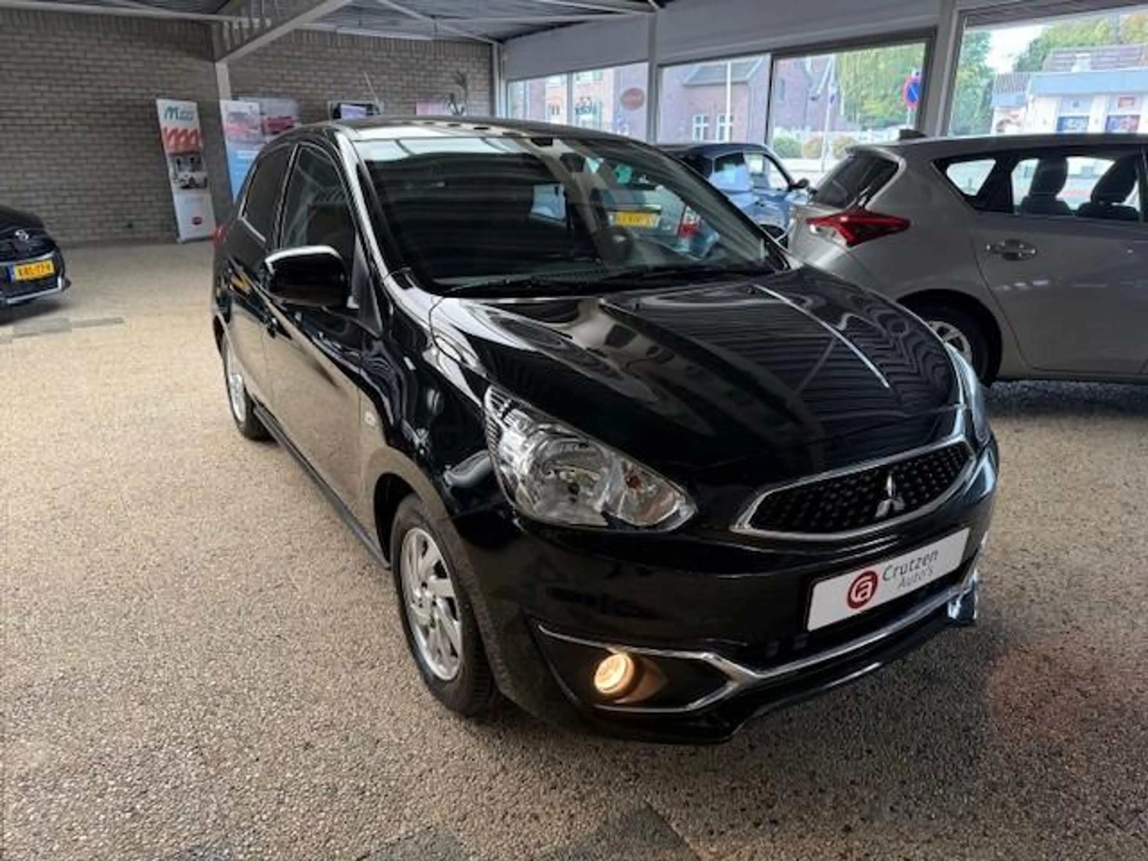 Mitsubishi Space Star 1.0 Active — photo 2