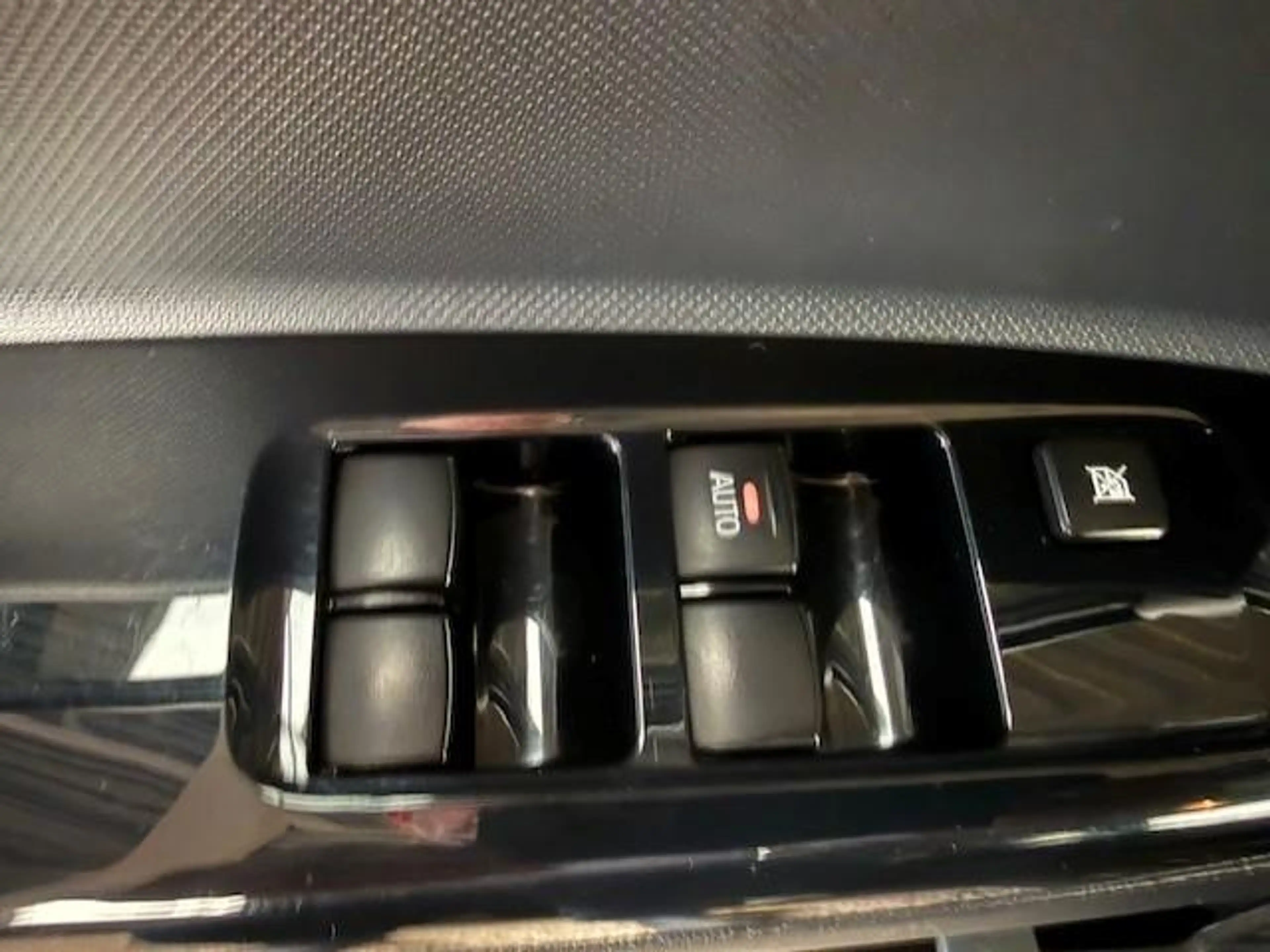 Mitsubishi Space Star 1.0 Active — photo 11