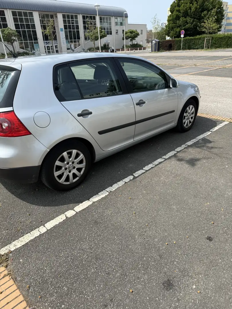 Volkswagen Golf 1.9 TDI Comfortline - 2