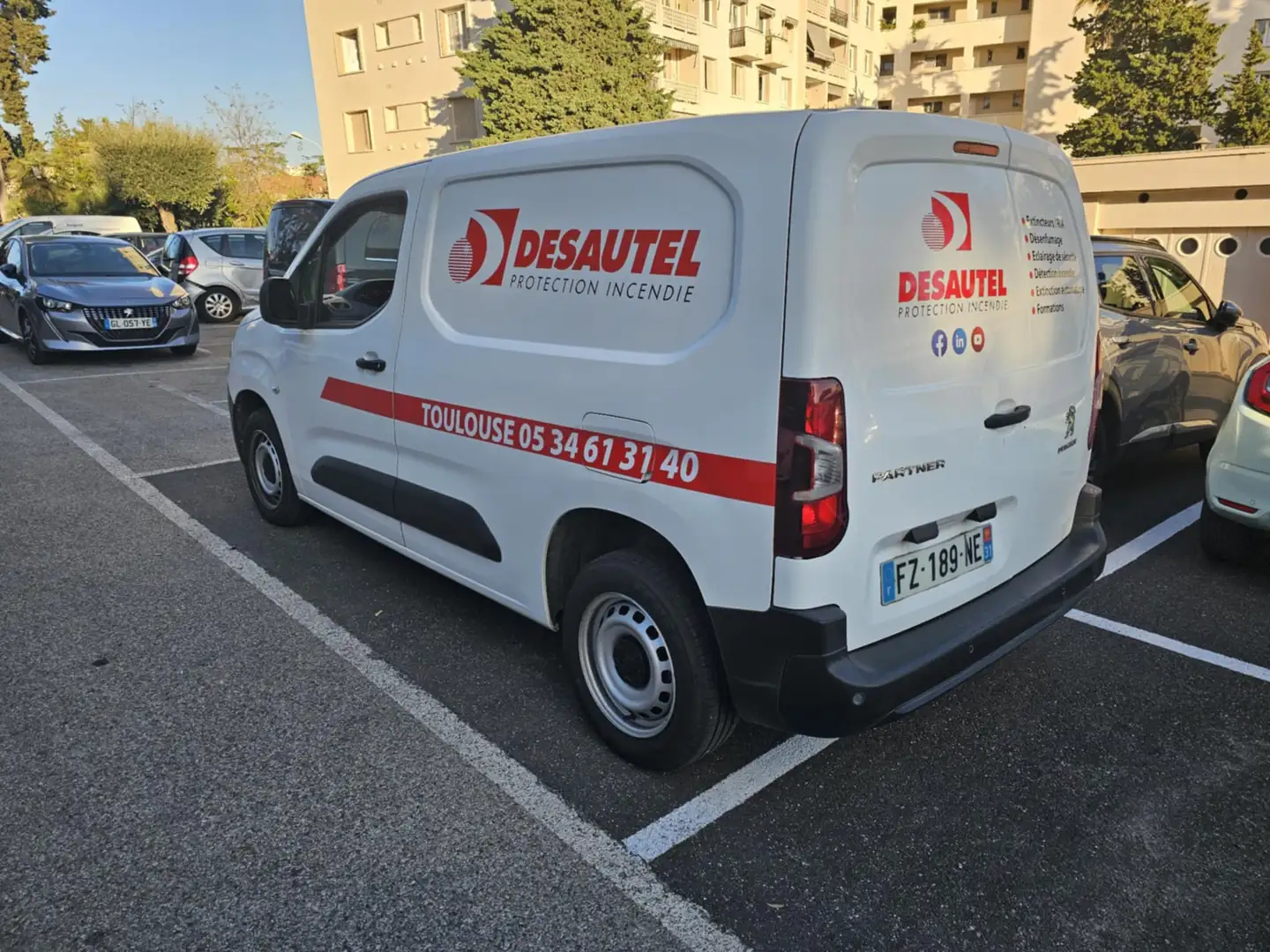 Peugeot Partner PARTNER FGN 170C Elec. CONFORT ELECTRIC Blanc - 2