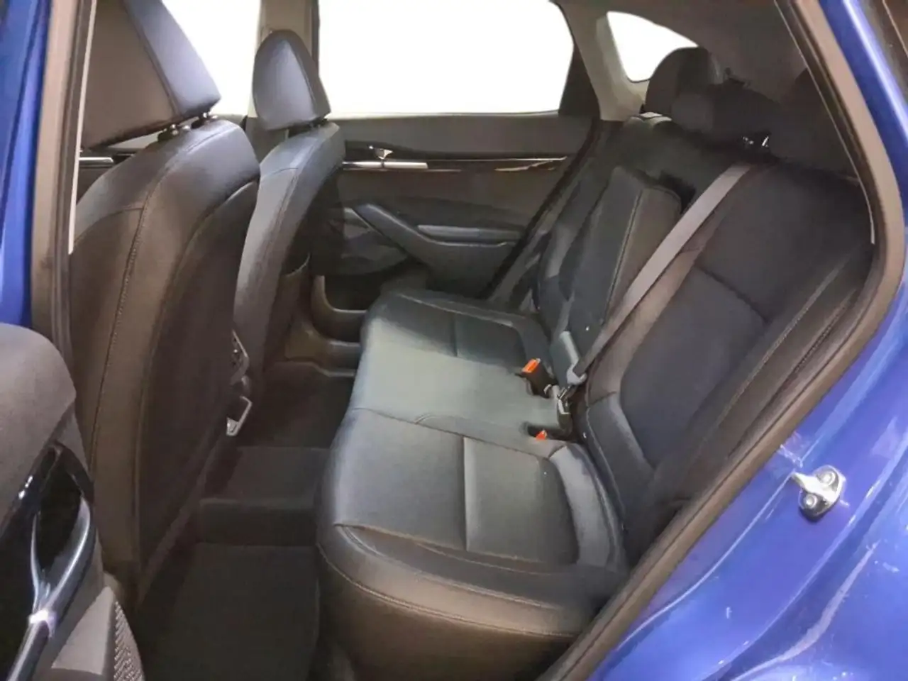 Kia Seltos снимка Kia Seltos