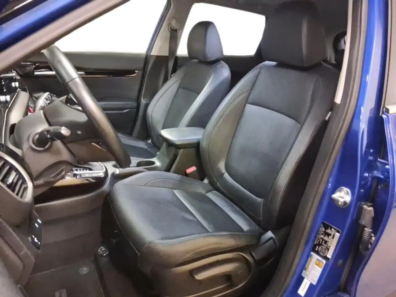 Kia Seltos снимка Kia Seltos