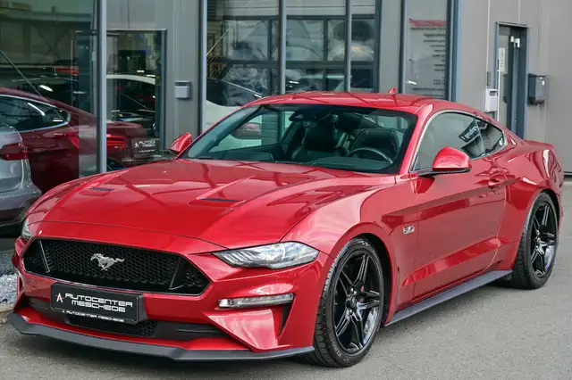 Ford Mustang view 2