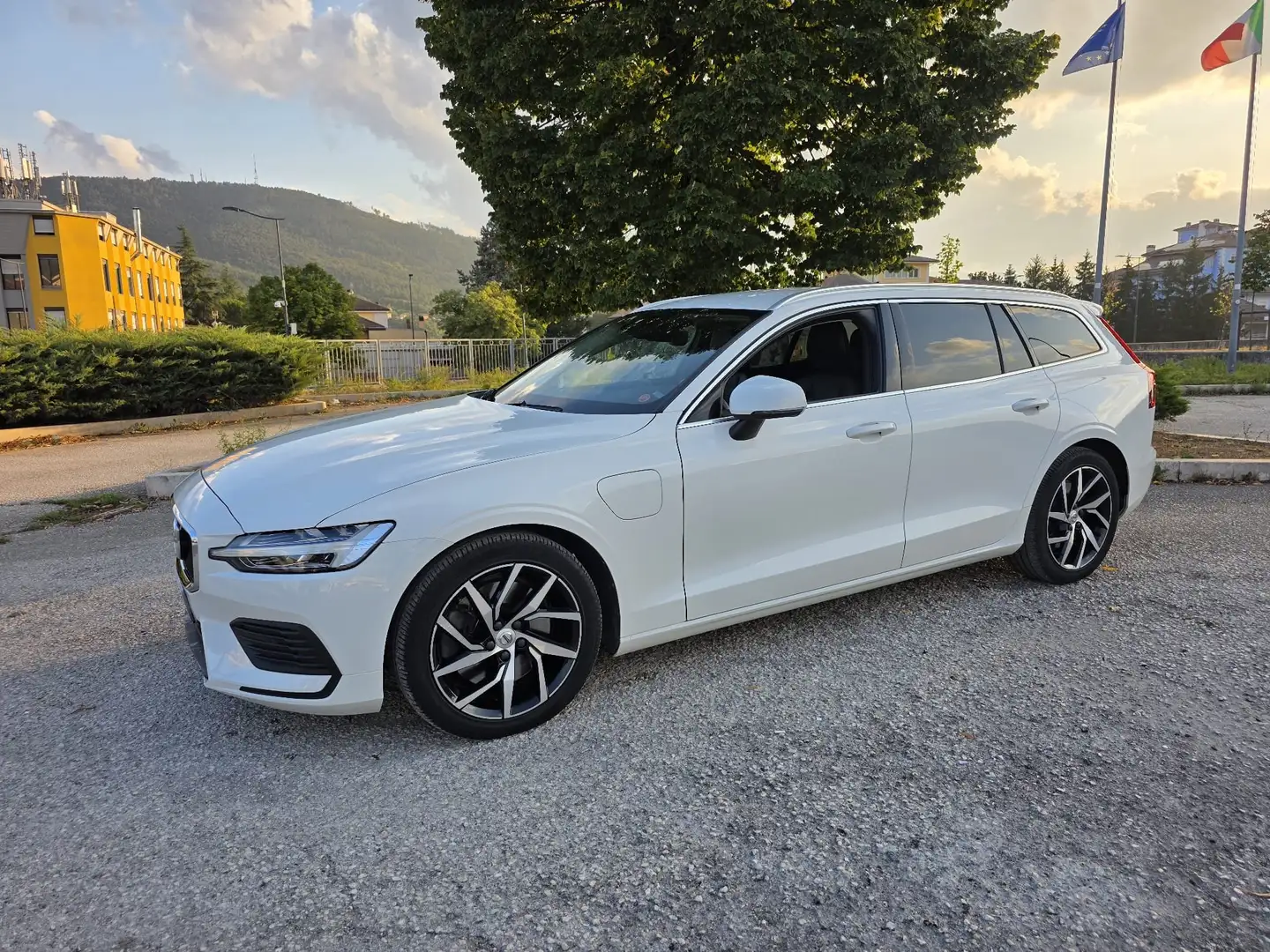 Volvo V60 V60 II 2.0 t6 te Business Plus awd geartronic my20 Blanco - 2