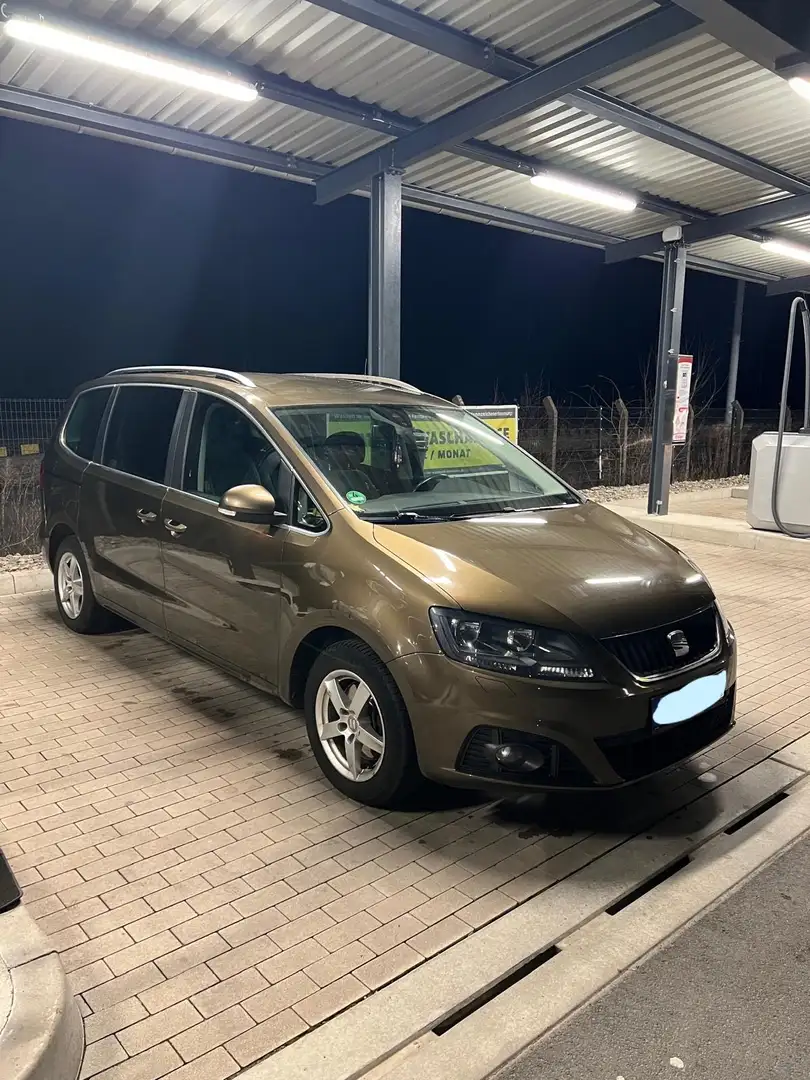 SEAT Alhambra 2,0 e ecomotive Hnědá - 1