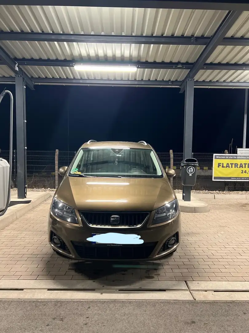 SEAT Alhambra 2,0 e ecomotive Hnědá - 2