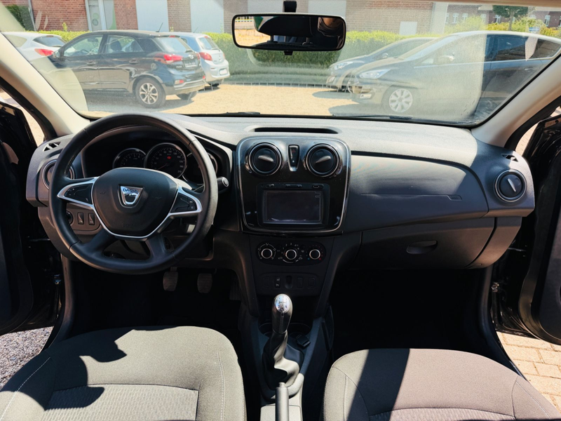 Dacia Sandero aus 1 Hand + Navi + Klima+PDC — photo 16