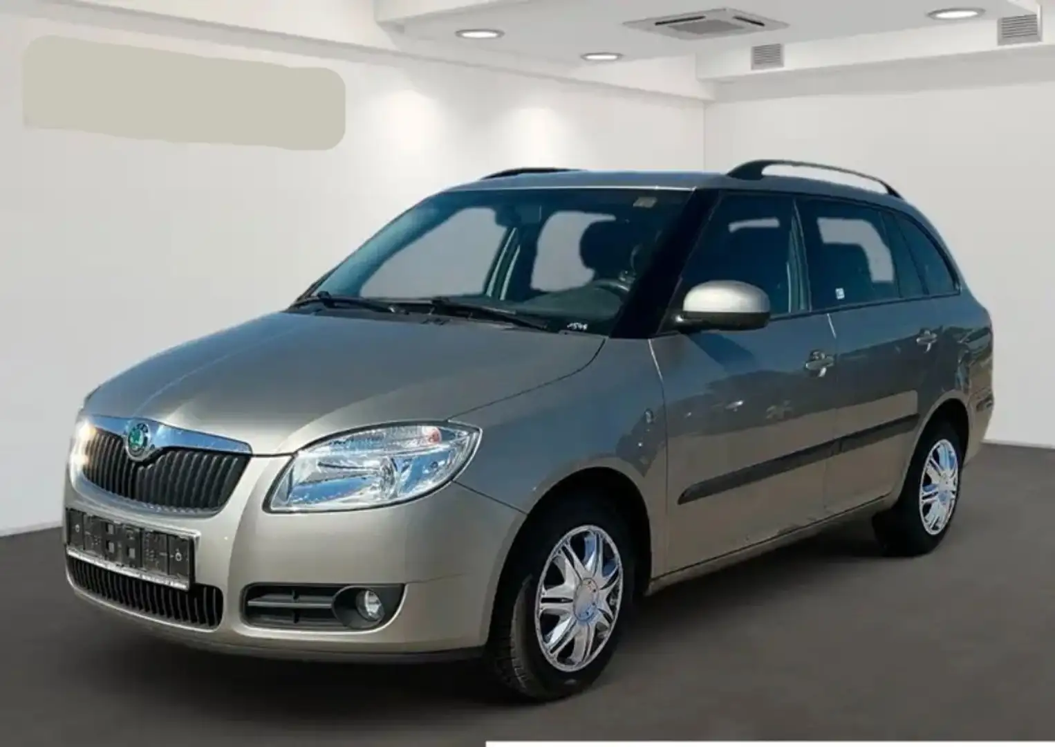 Skoda Fabia 1.4i - Airco - Trekhaak + Keuring - Garantie Beige - 1