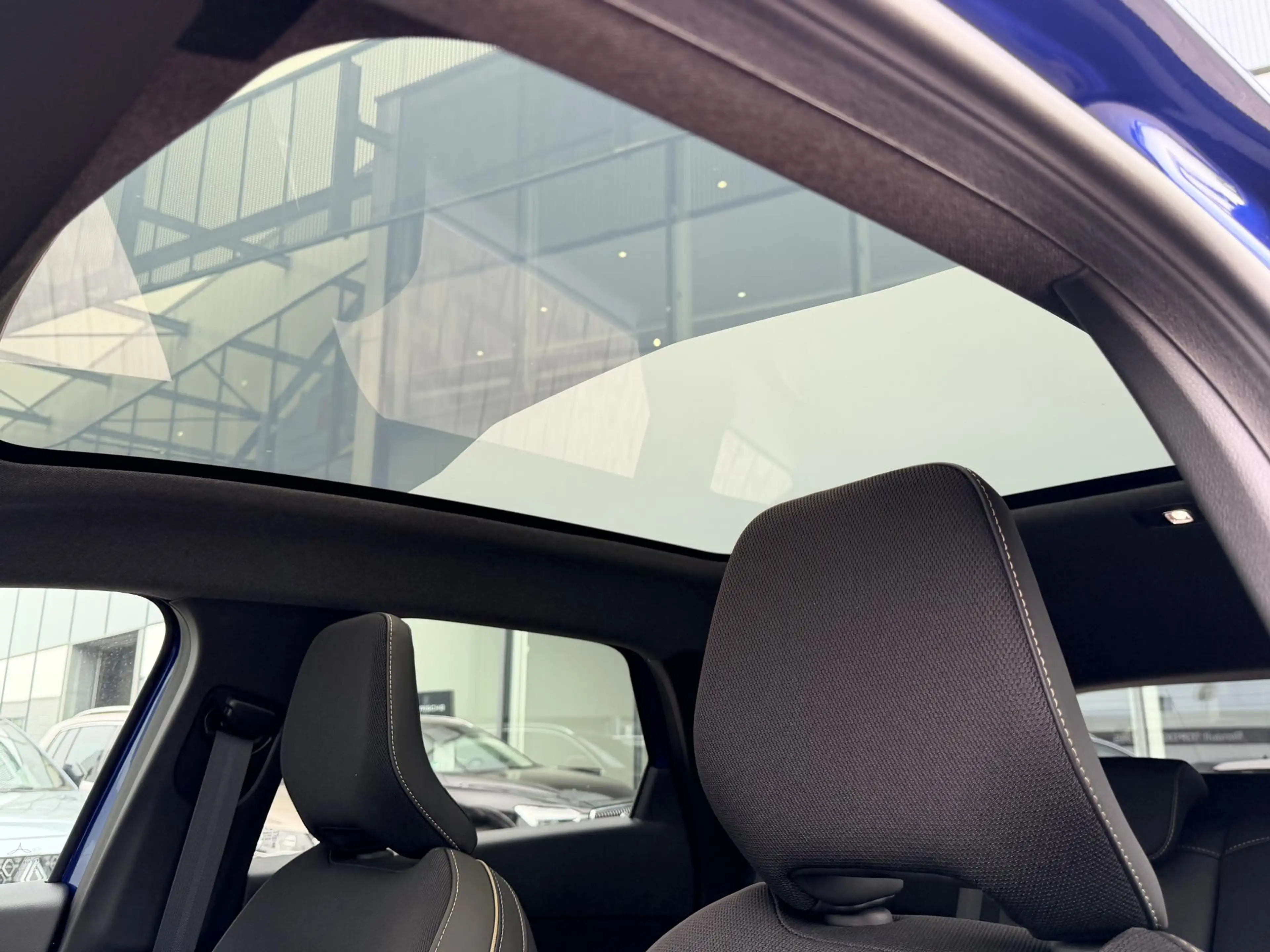 Renault Symbioz 1.8 E-Tech full hybrid 160 iconic | Direct uit voo — photo 12