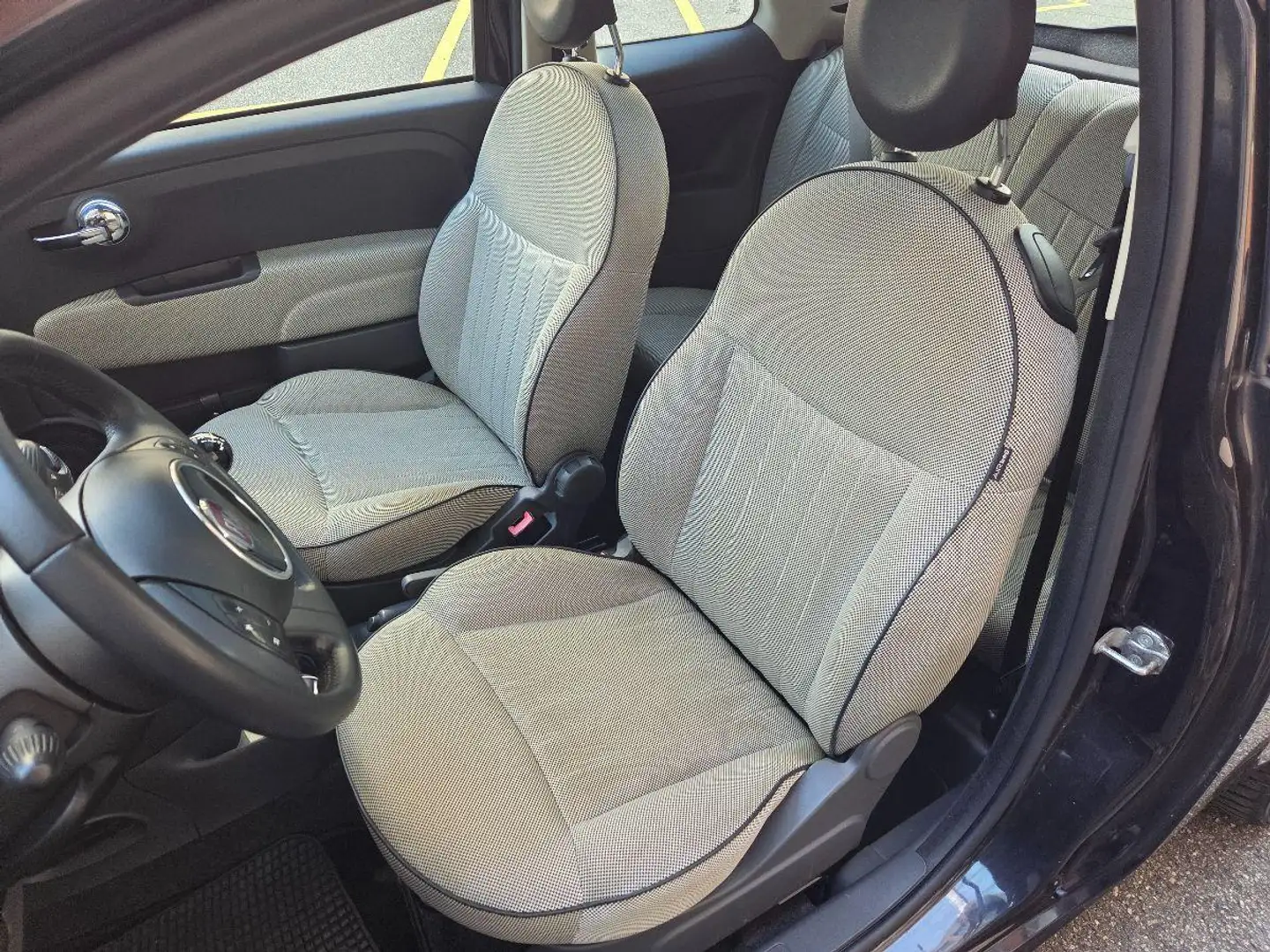 Fiat 500 1.2 Lounge Nero - 2