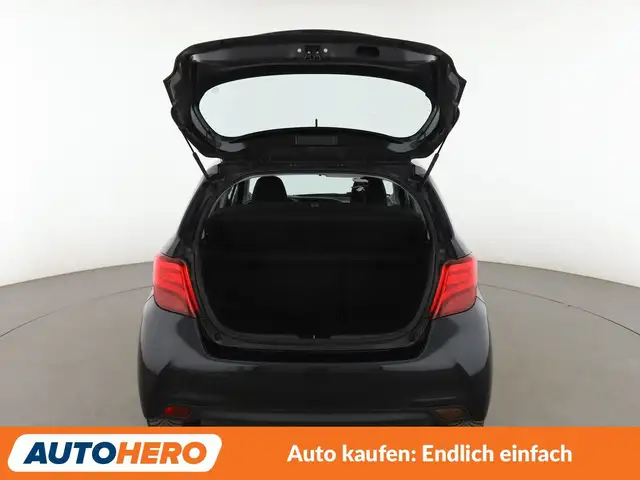 Toyota Yaris view 16