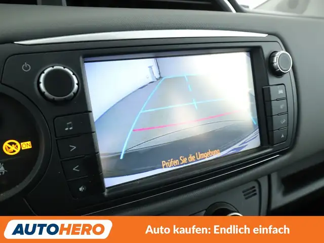 Toyota Yaris view 22
