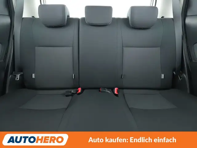 Toyota Yaris view 15