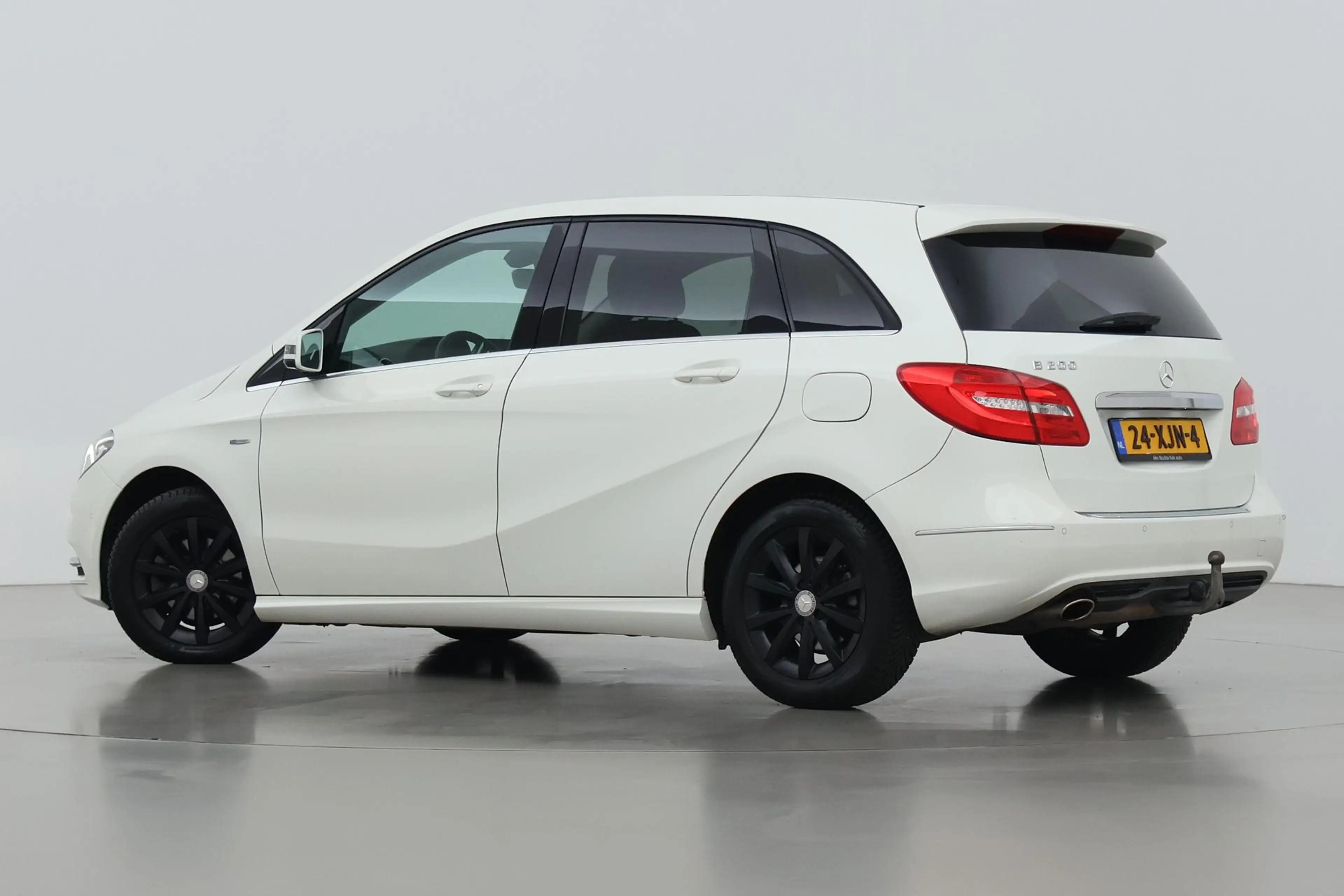 Mercedes-Benz B 200 Ambition | Trekhaak | Bi-Xenon | Parkeersensoren | — photo 2