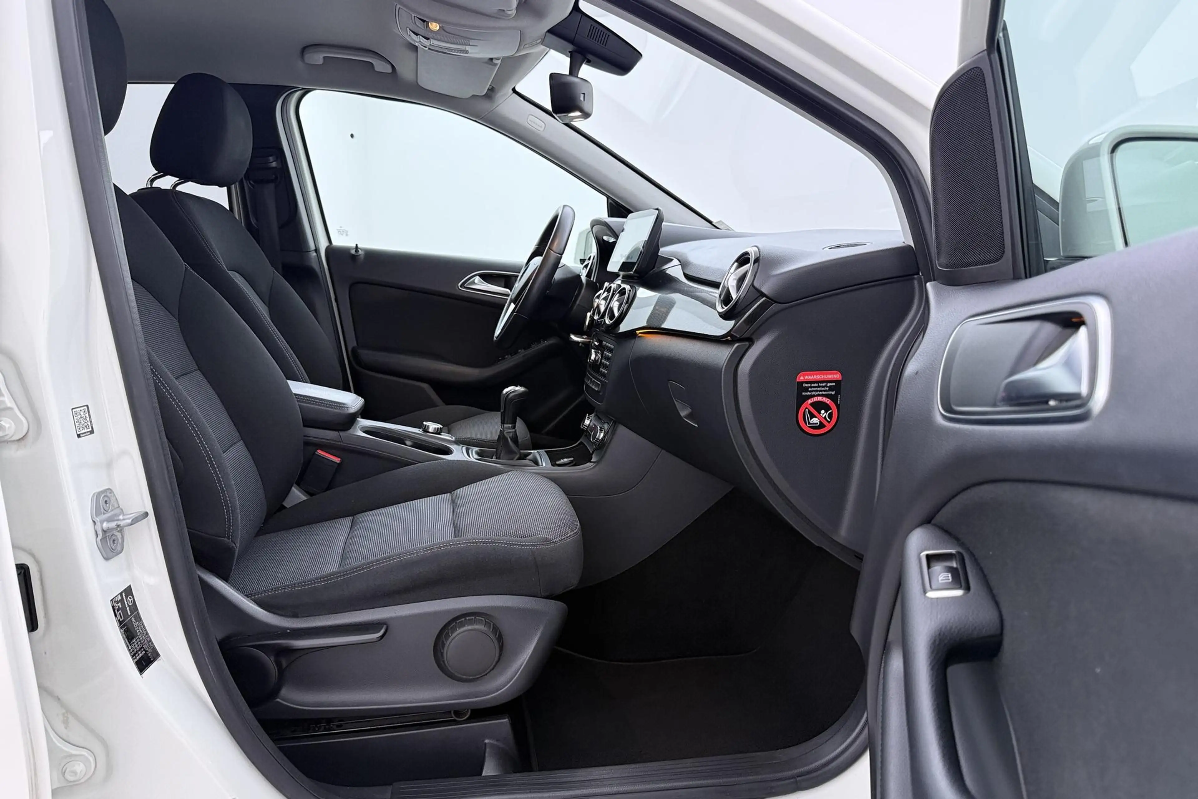 Mercedes-Benz B 200 Ambition | Trekhaak | Bi-Xenon | Parkeersensoren | — photo 5