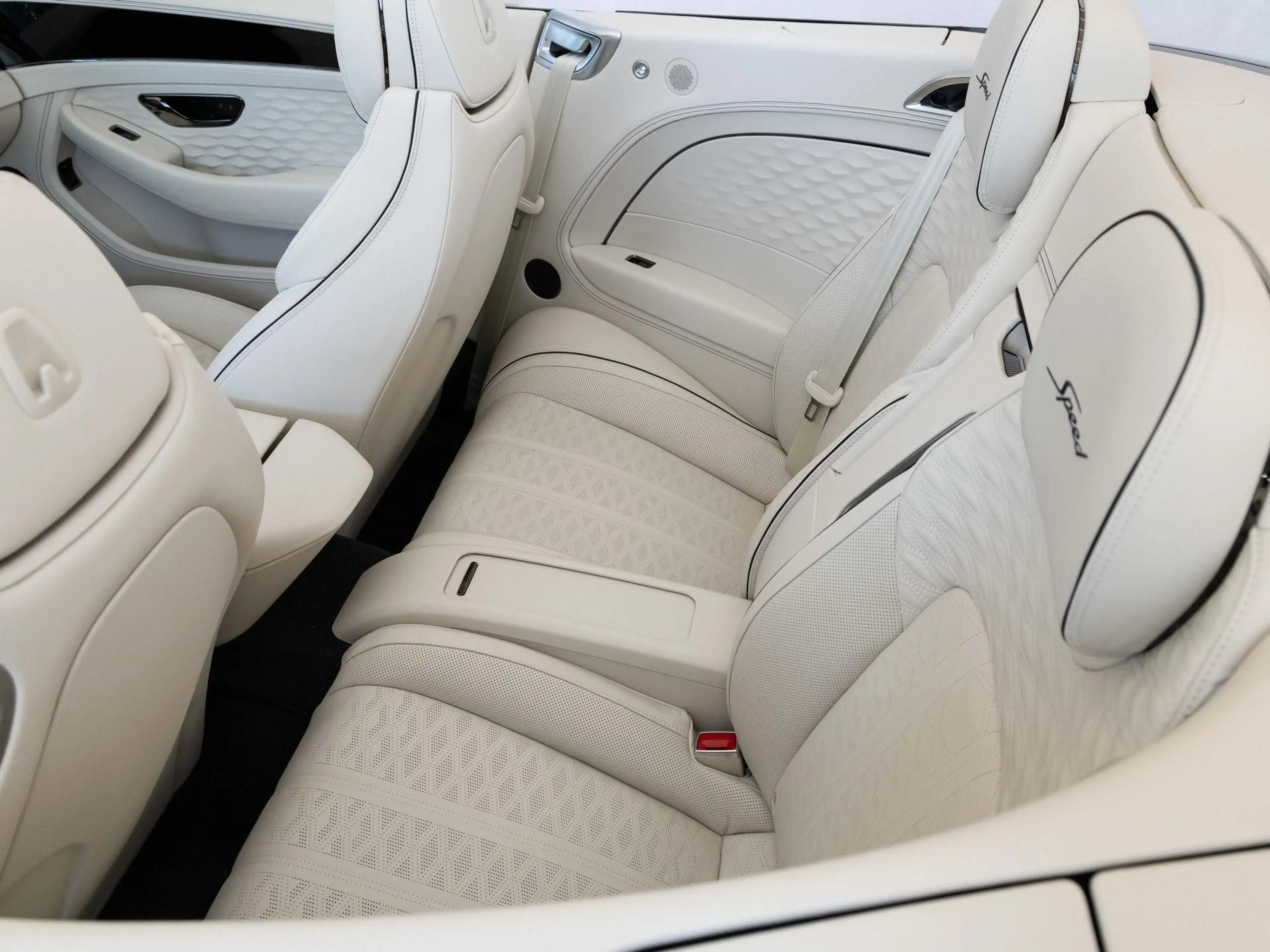 Bentley Continental GTC Speed (MY26) von BENTLEY FRANKFURT — photo 9