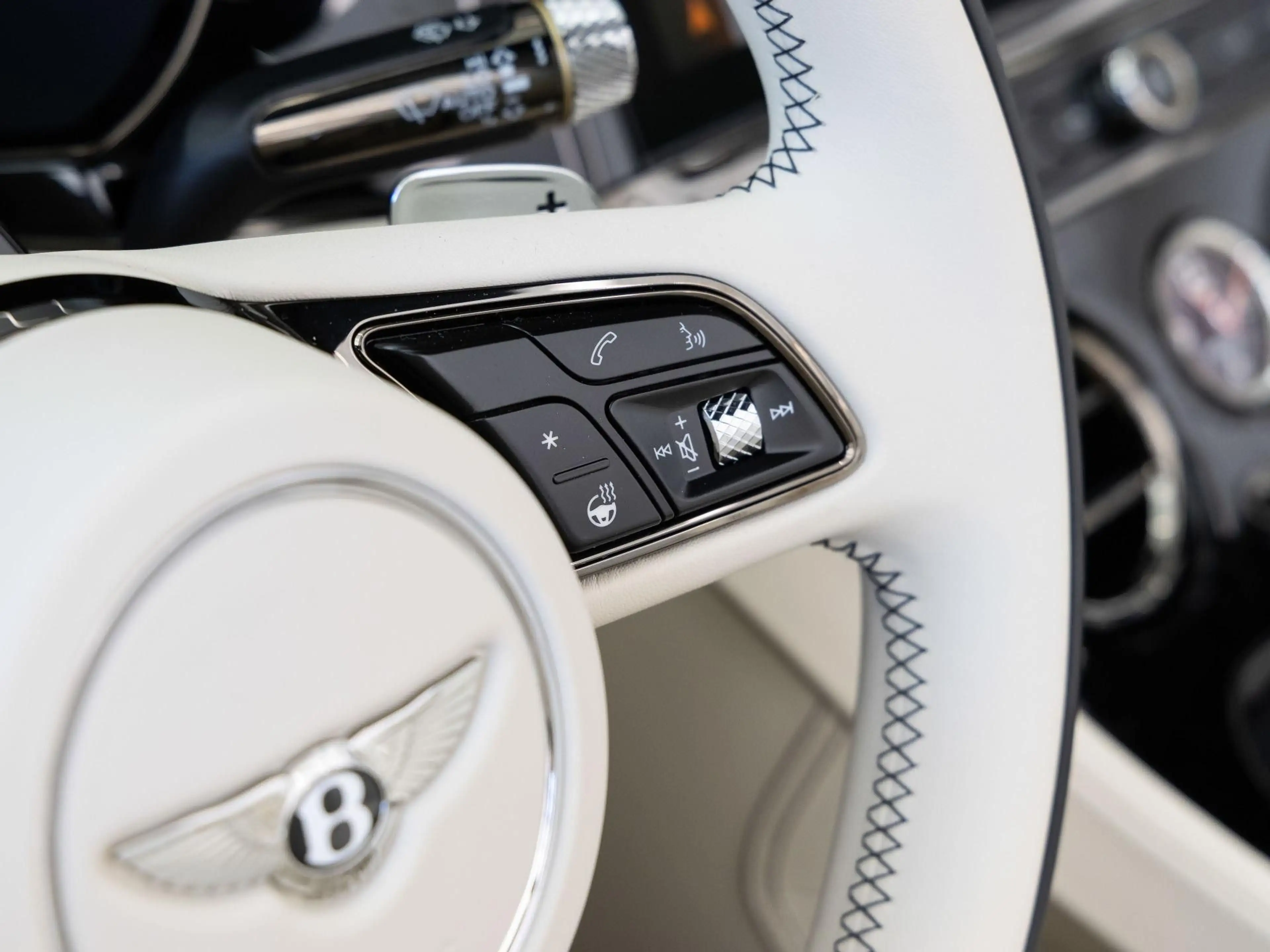 Bentley Continental GTC Speed (MY26) von BENTLEY FRANKFURT — photo 12