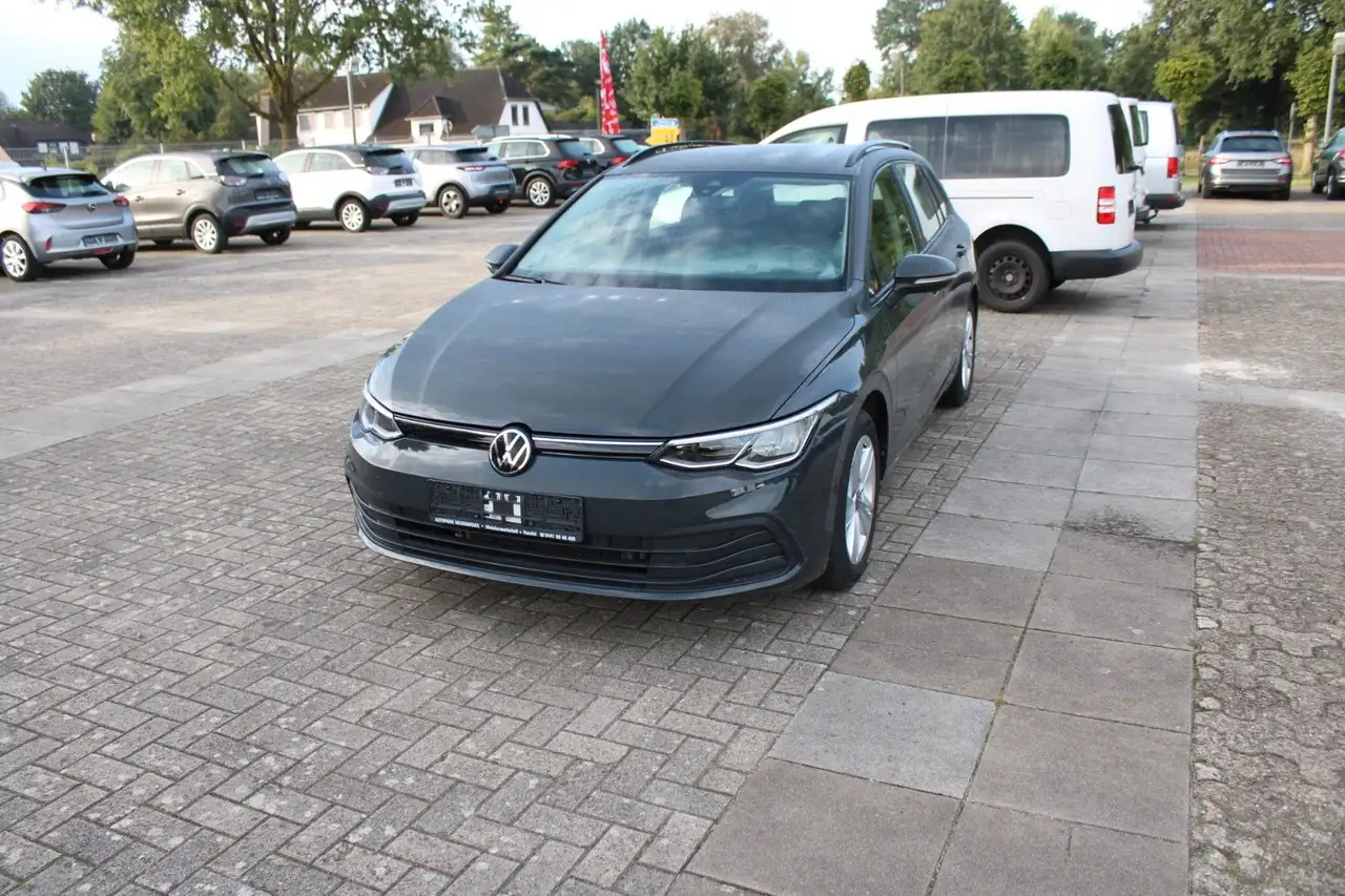 Volkswagen Golf VIII Variant ACC Life