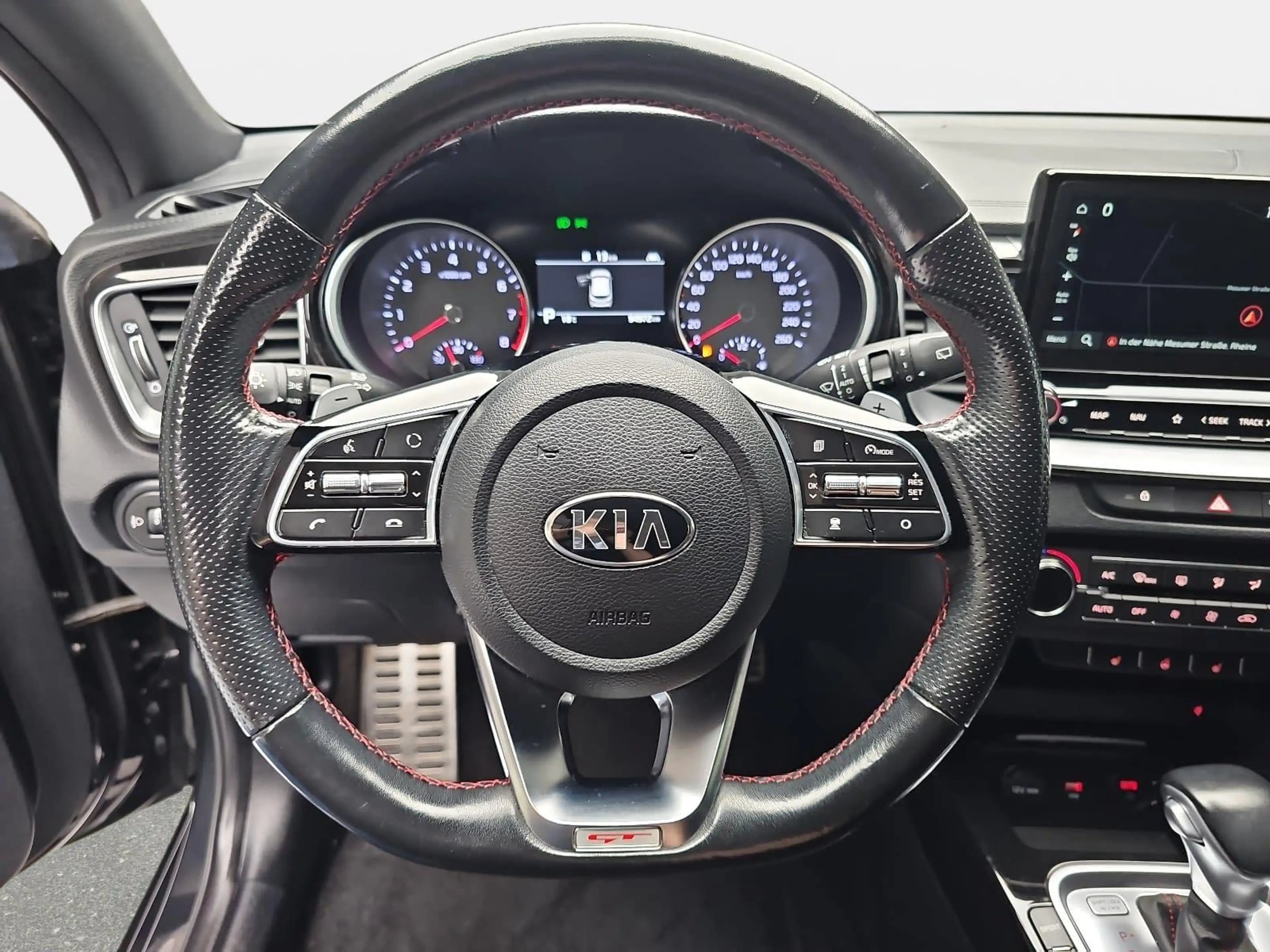 Kia Ceed / cee'd CEED 1.6 T-GDI DCT GT ACC WINTER KAMERA — photo 14
