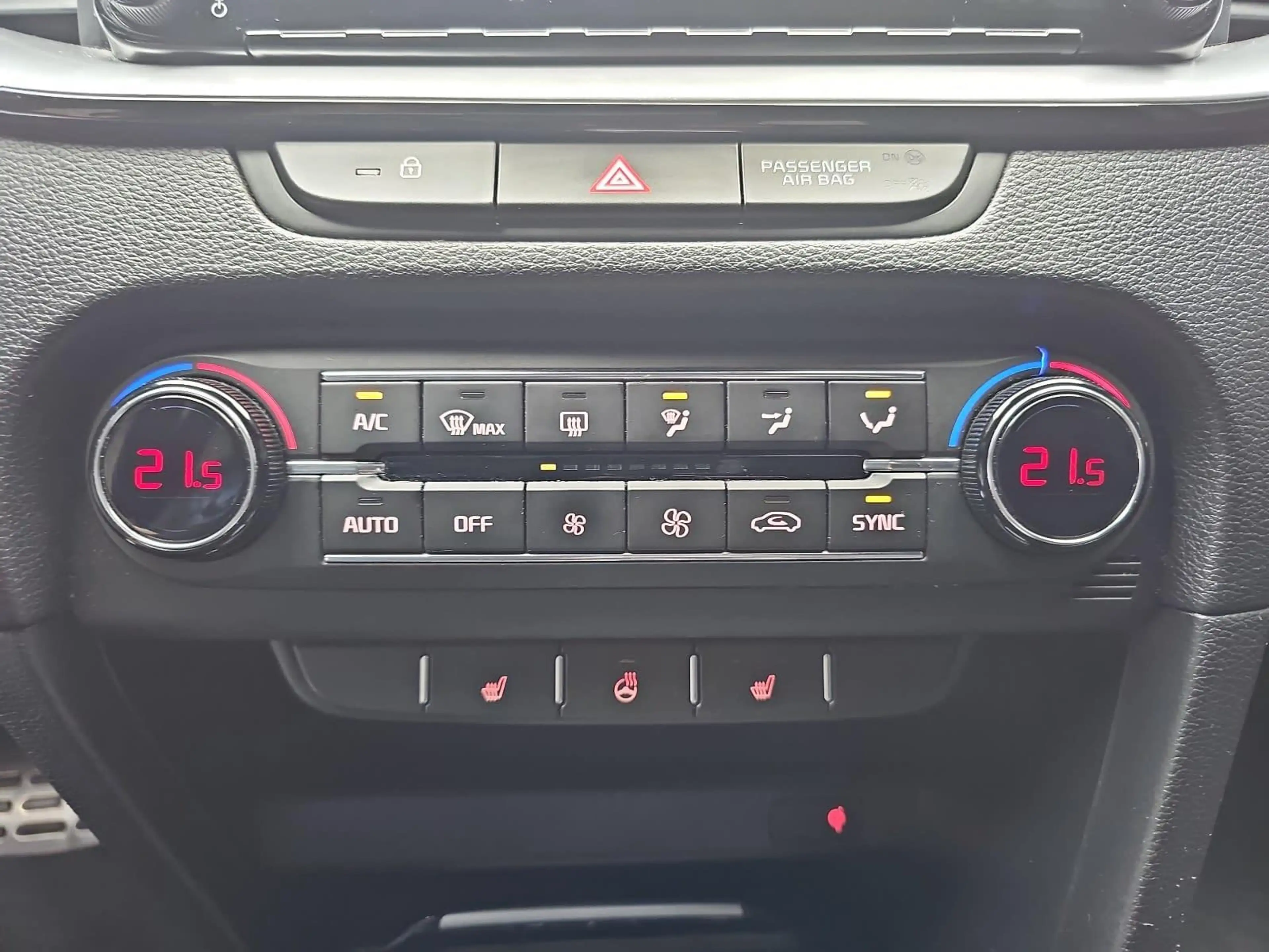Kia Ceed / cee'd CEED 1.6 T-GDI DCT GT ACC WINTER KAMERA — photo 12