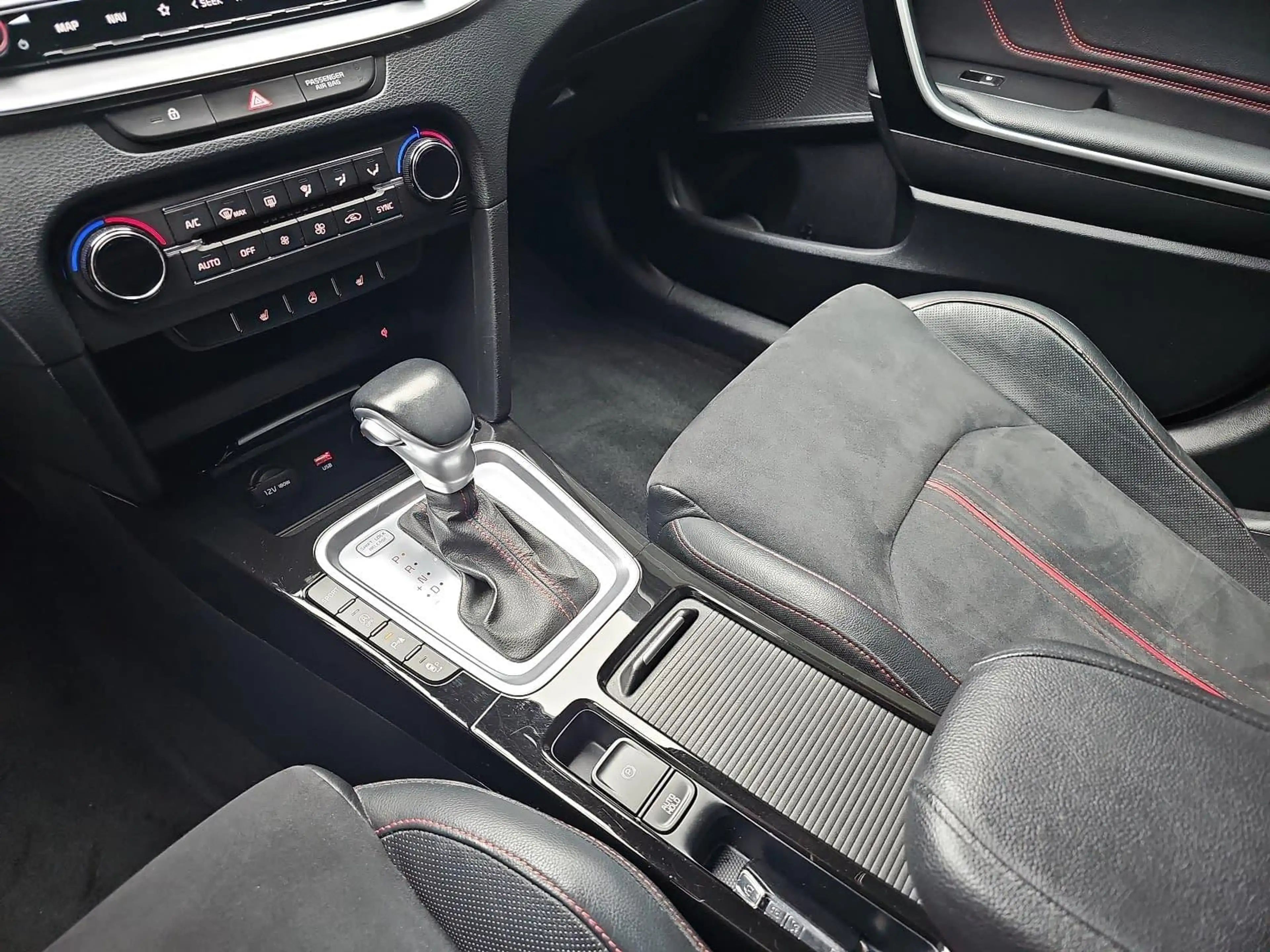 Kia Ceed / cee'd CEED 1.6 T-GDI DCT GT ACC WINTER KAMERA — photo 13