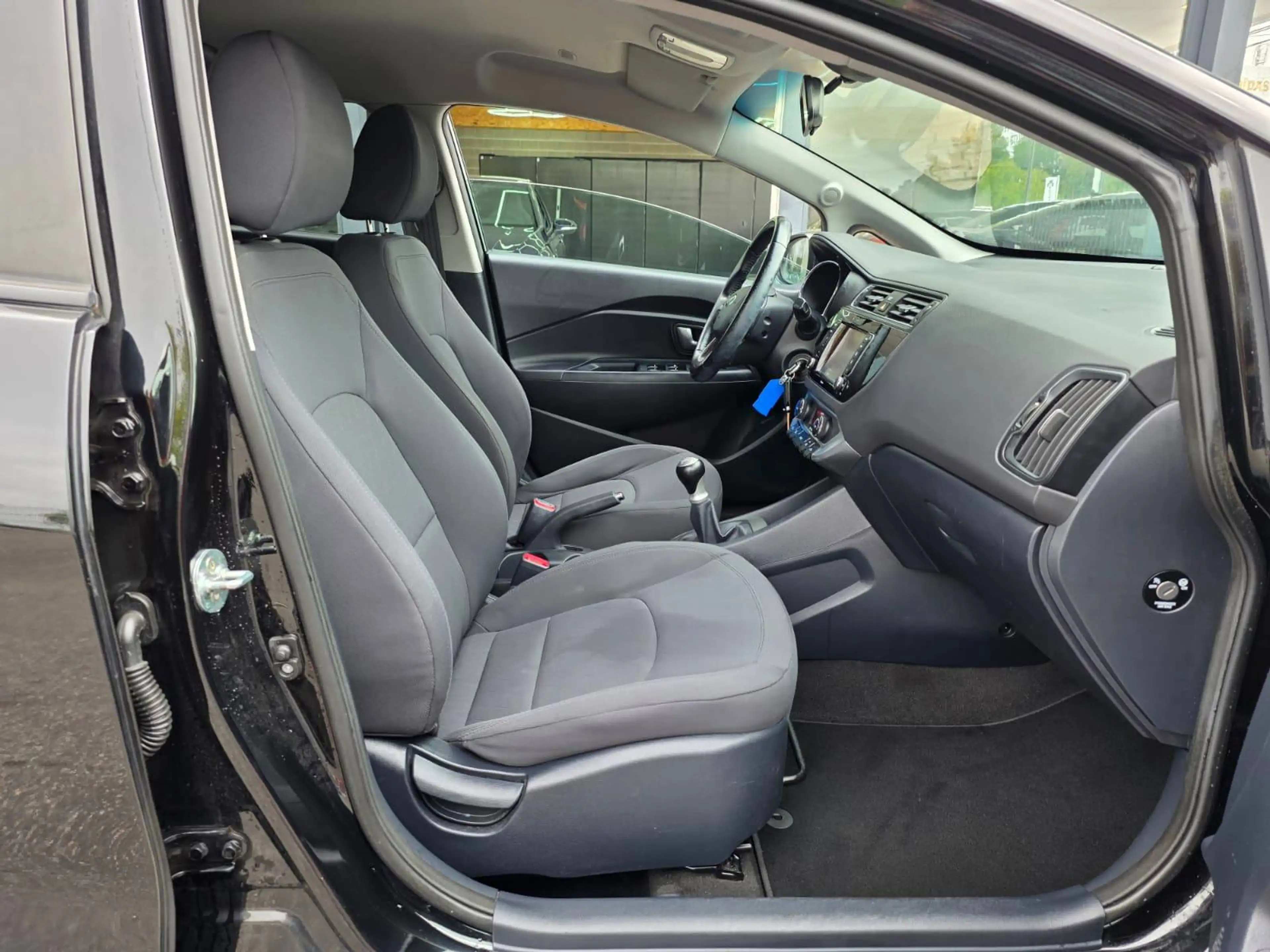 Kia Rio 🟢1.2 ESSENCE 84CV - GPS - CAMERA - CAPTEURS — photo 15