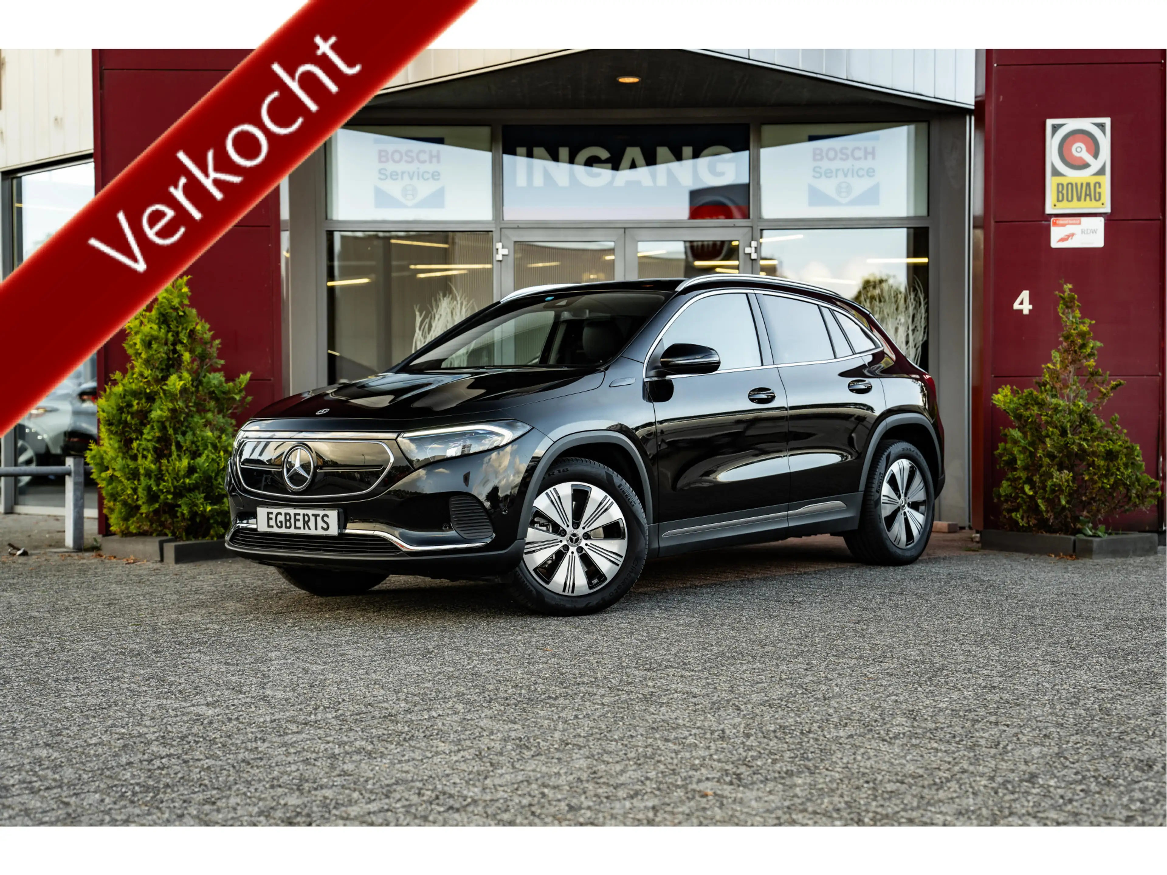 Mercedes-Benz EQA 350 4MATIC Luxury Line 67 kWh