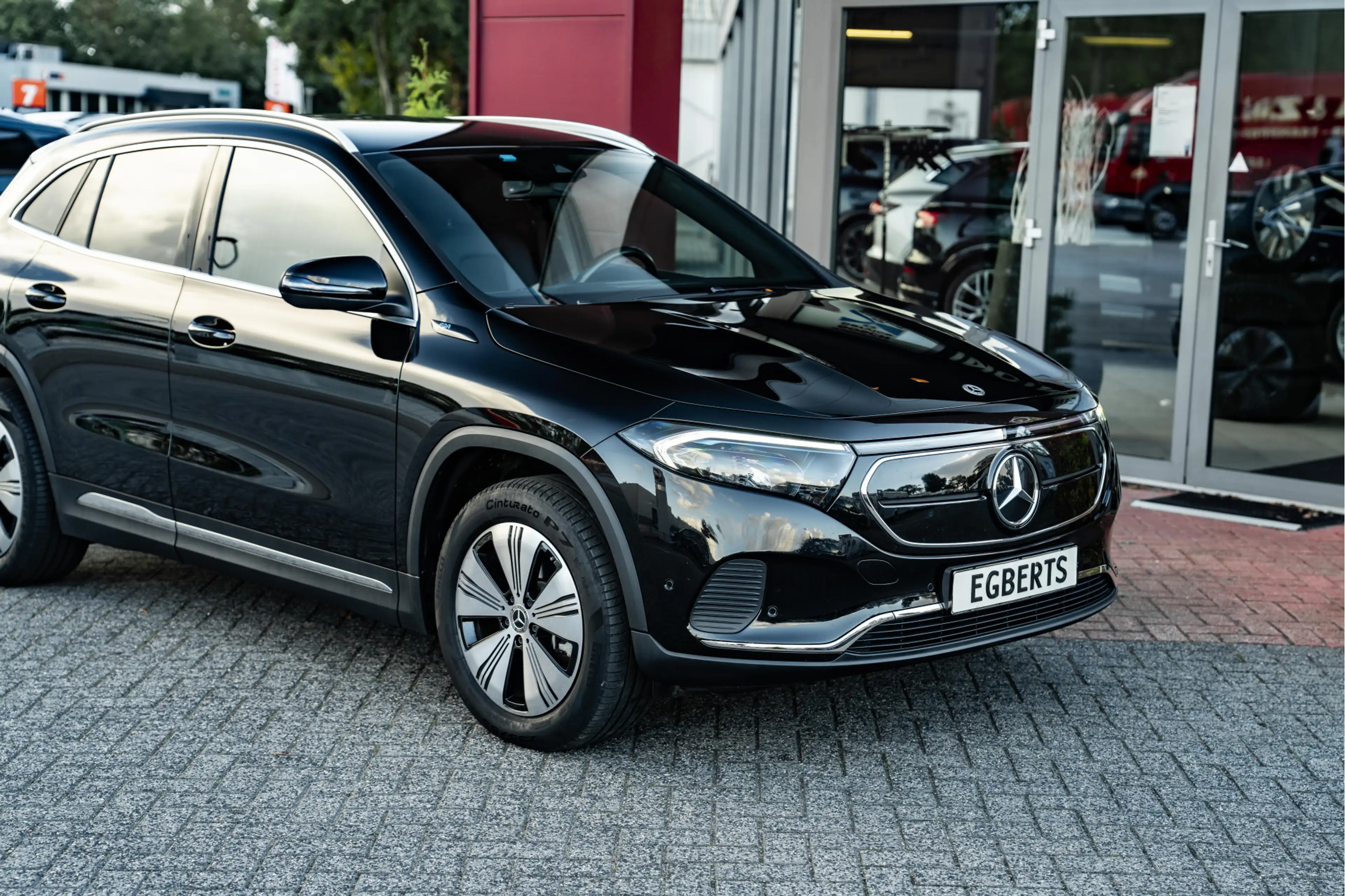 Mercedes-Benz EQA 350 4MATIC Luxury Line 67 kWh — photo 12
