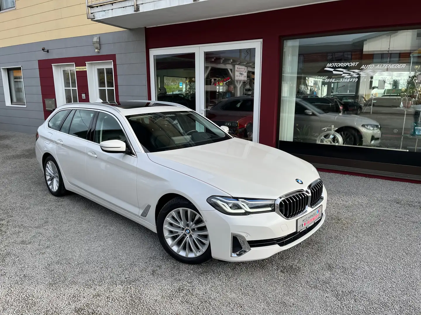 BMW 530 48V 530 d Luxury Line PANO|LED|LEDER|HEAD-UP Weiß - 1