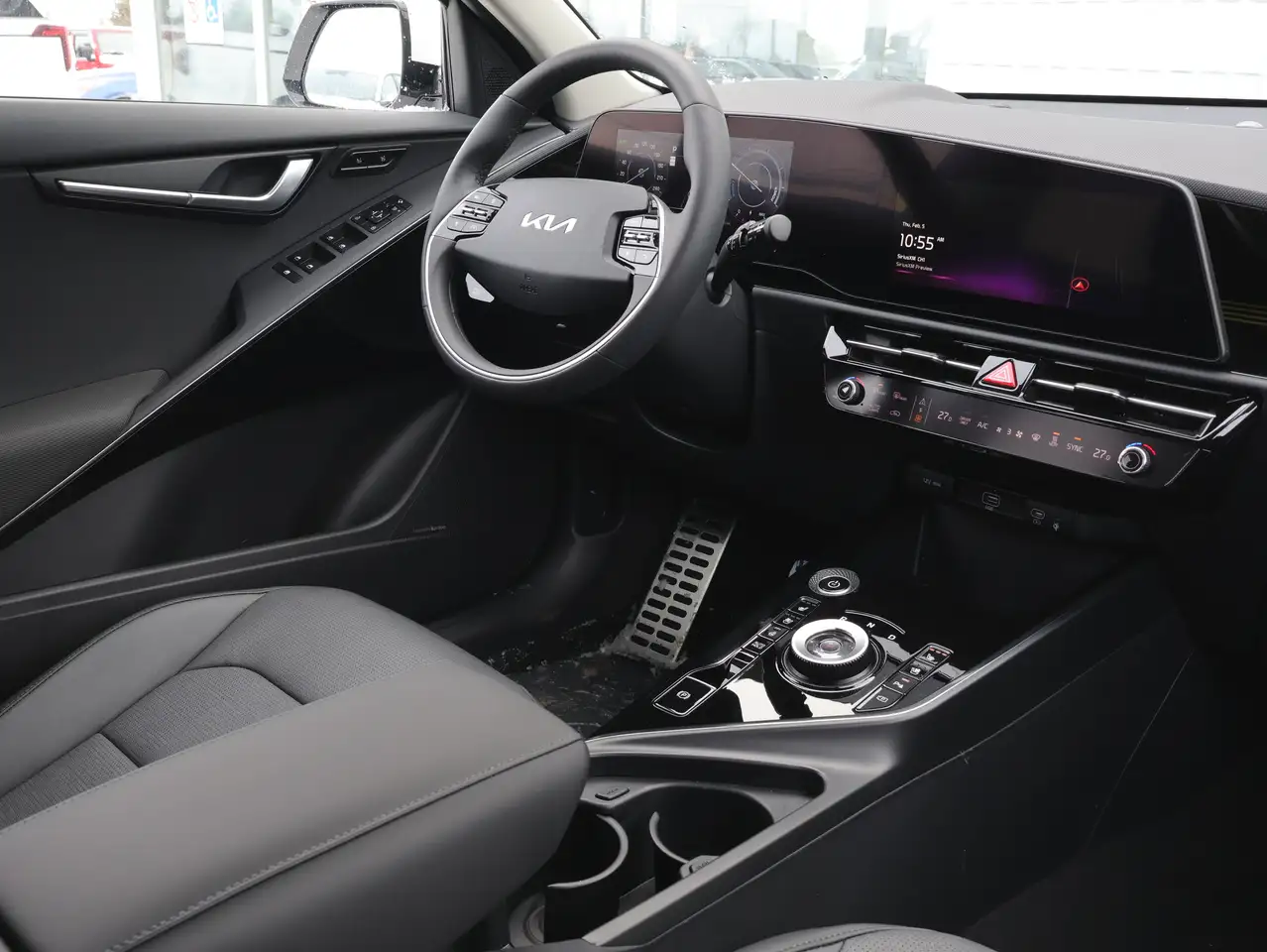 Kia Niro снимка Kia Niro