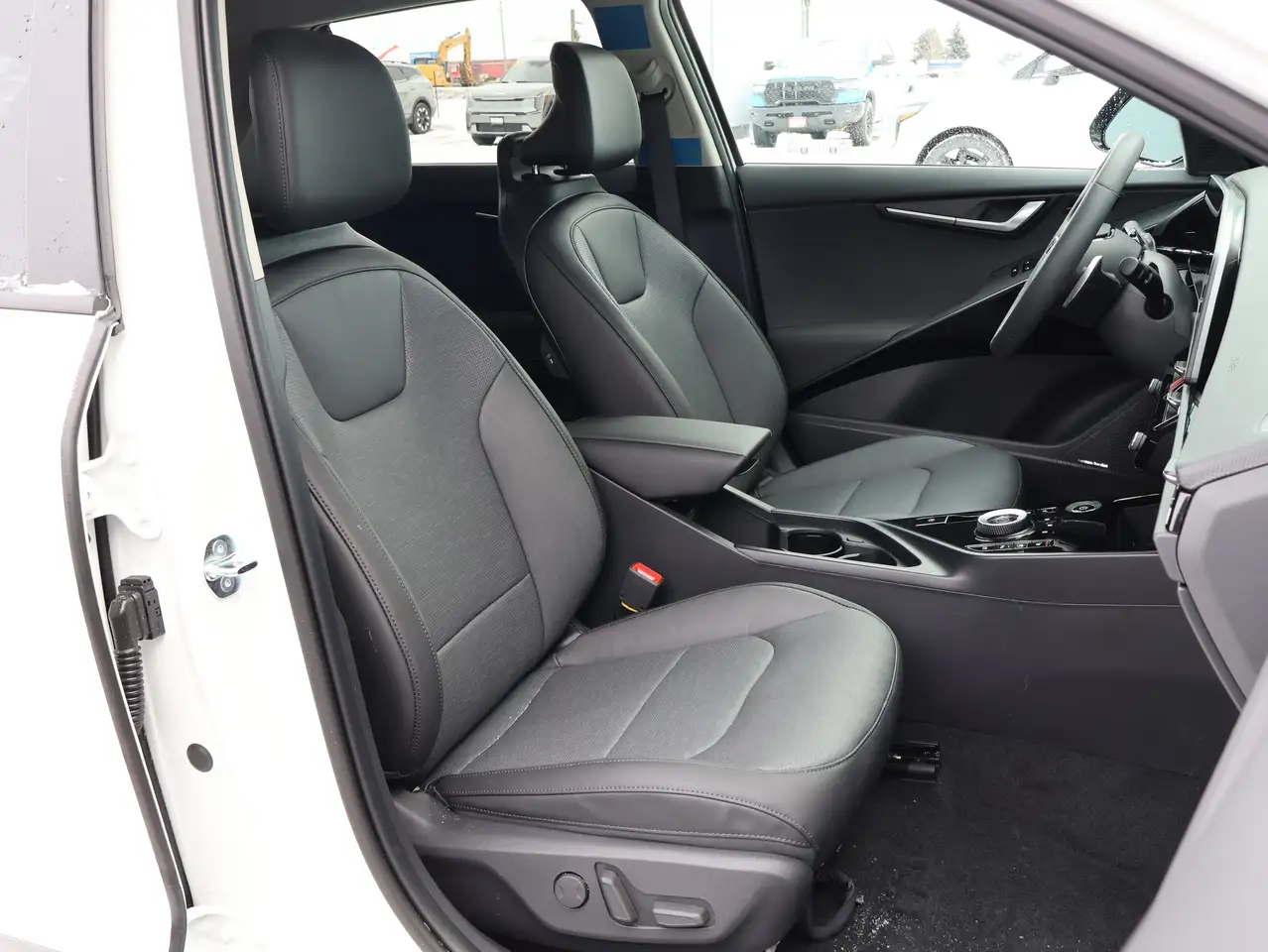 Kia Niro снимка Kia Niro