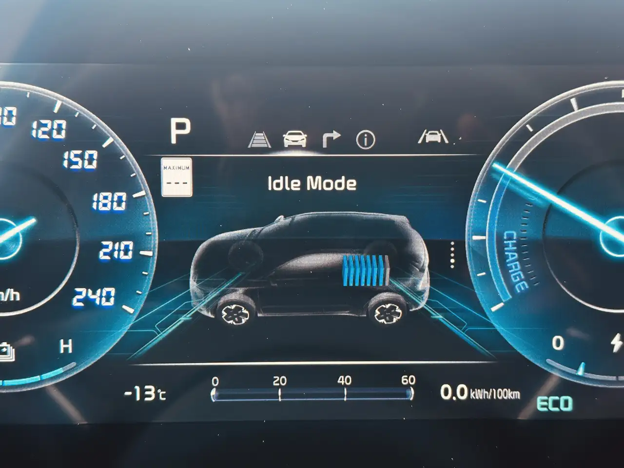 Kia Niro снимка Kia Niro