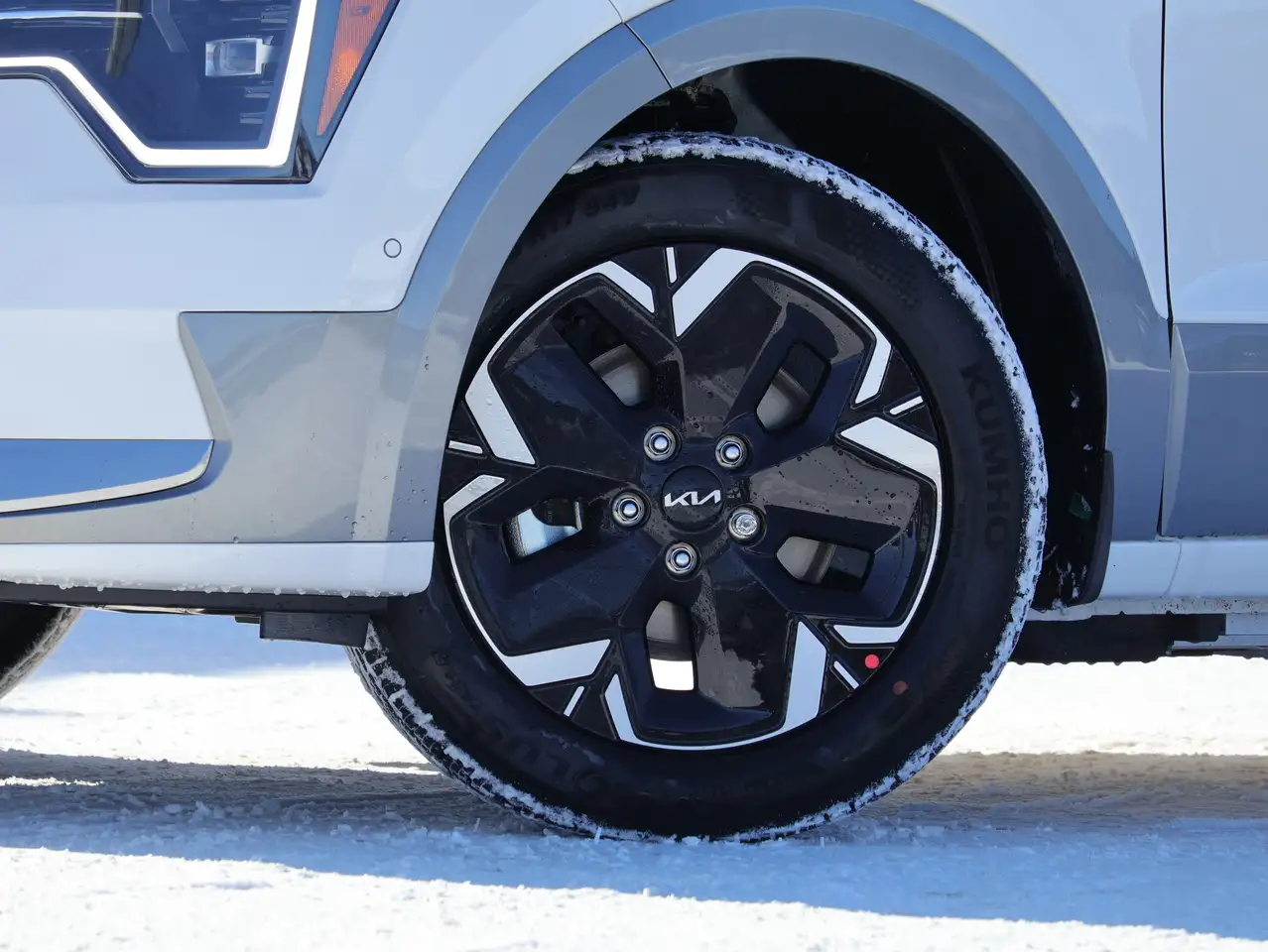 Kia Niro снимка Kia Niro